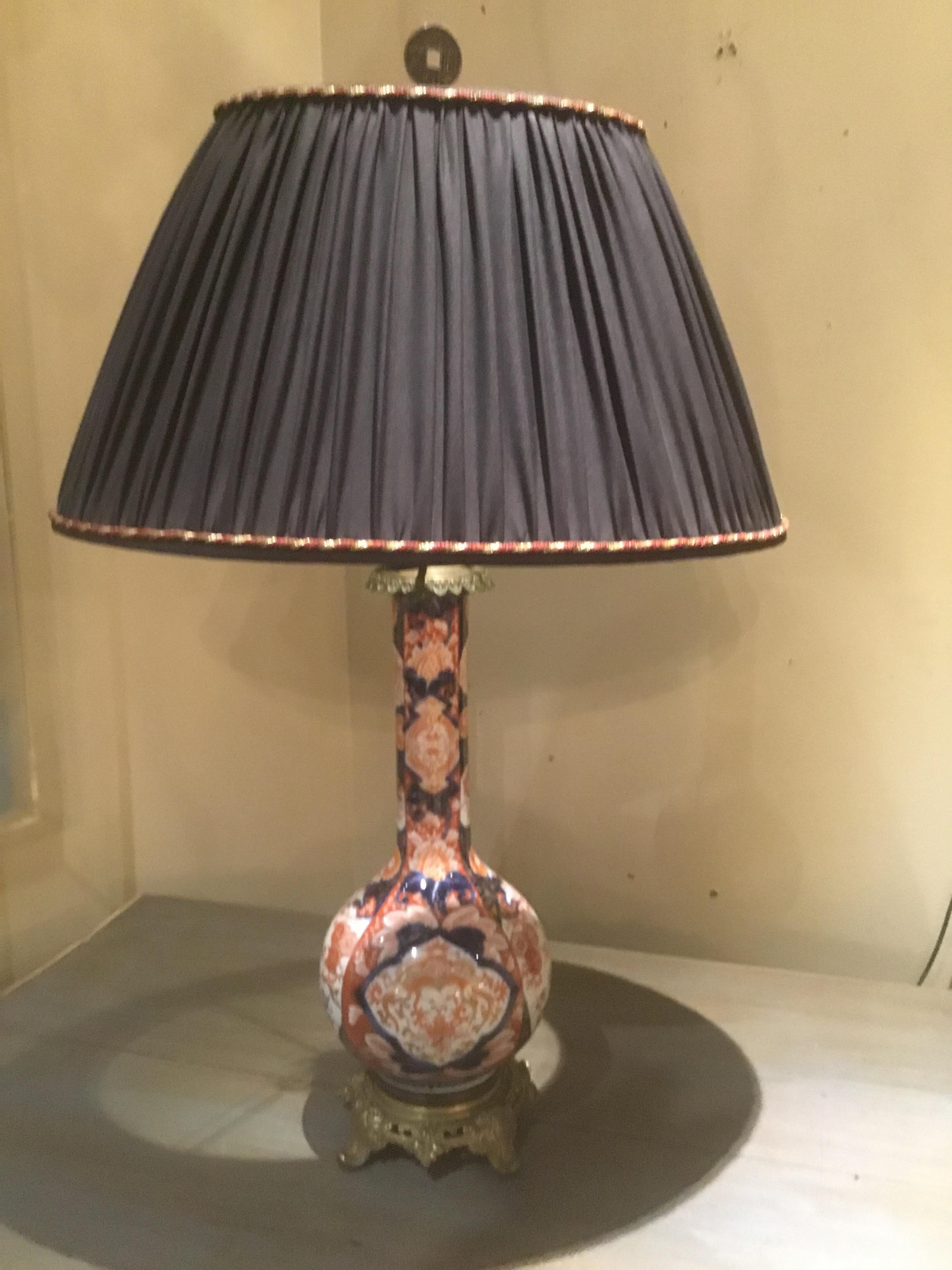 Pair of 19th Century Imari Lamps, Hand Painted In Good Condition In Houston, TX