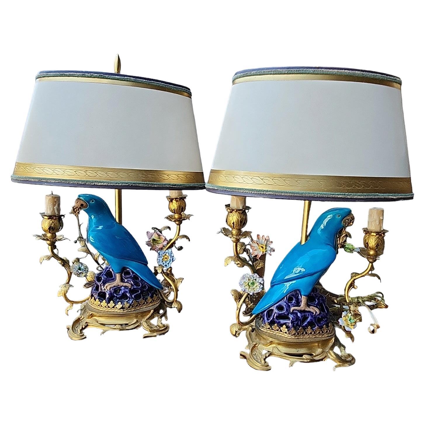Pair of 1900s French Bronze-Mounted Parrot Lamps For Sale