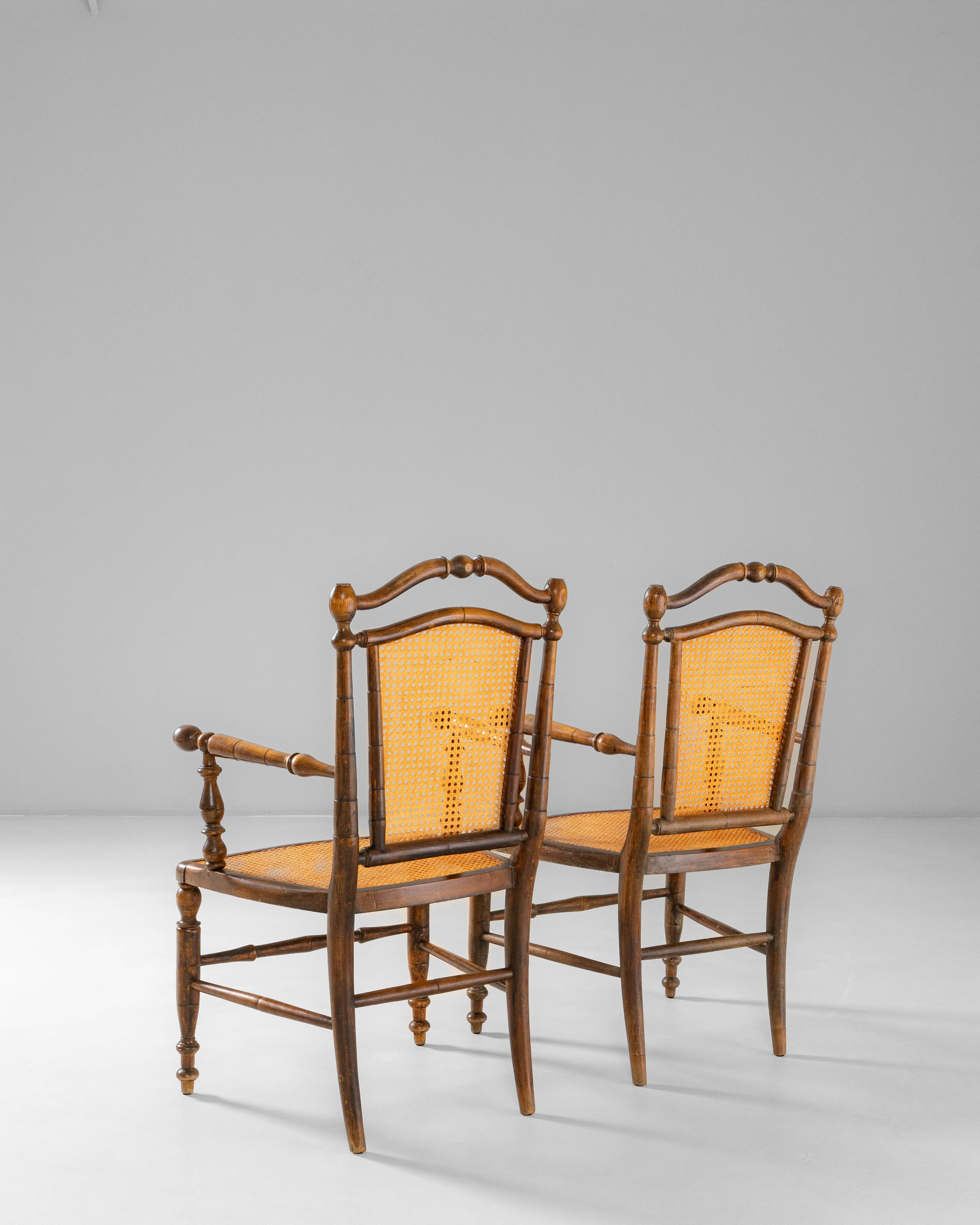 Pair of 1900s French Louis XIII Wooden Armchairs With Cane Seats & Backs im Angebot 6