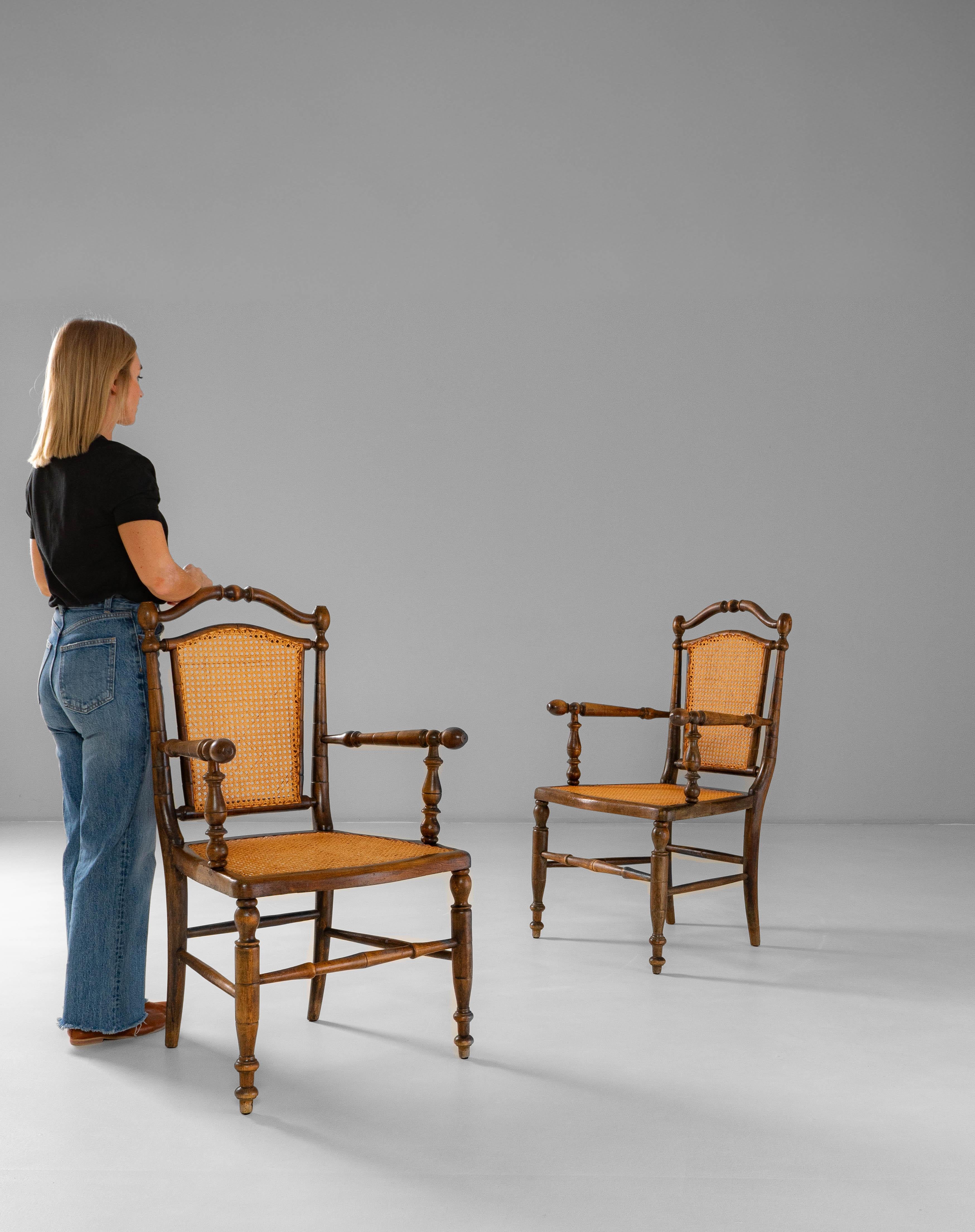 Pair of 1900s French Louis XIII Wooden Armchairs With Cane Seats & Backs im Zustand „Gut“ im Angebot in High Point, NC