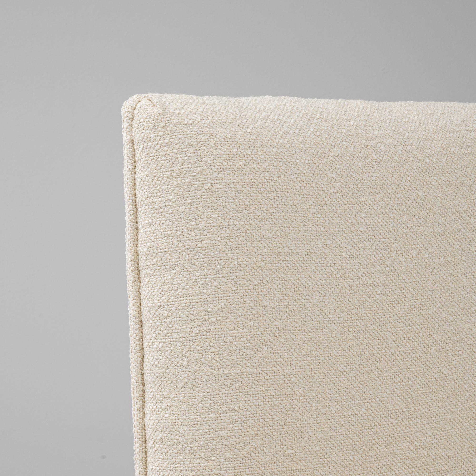 Tappezzeria Coppia di poltrone francesi del 1900 in Oak con cuscini imbottiti in vendita