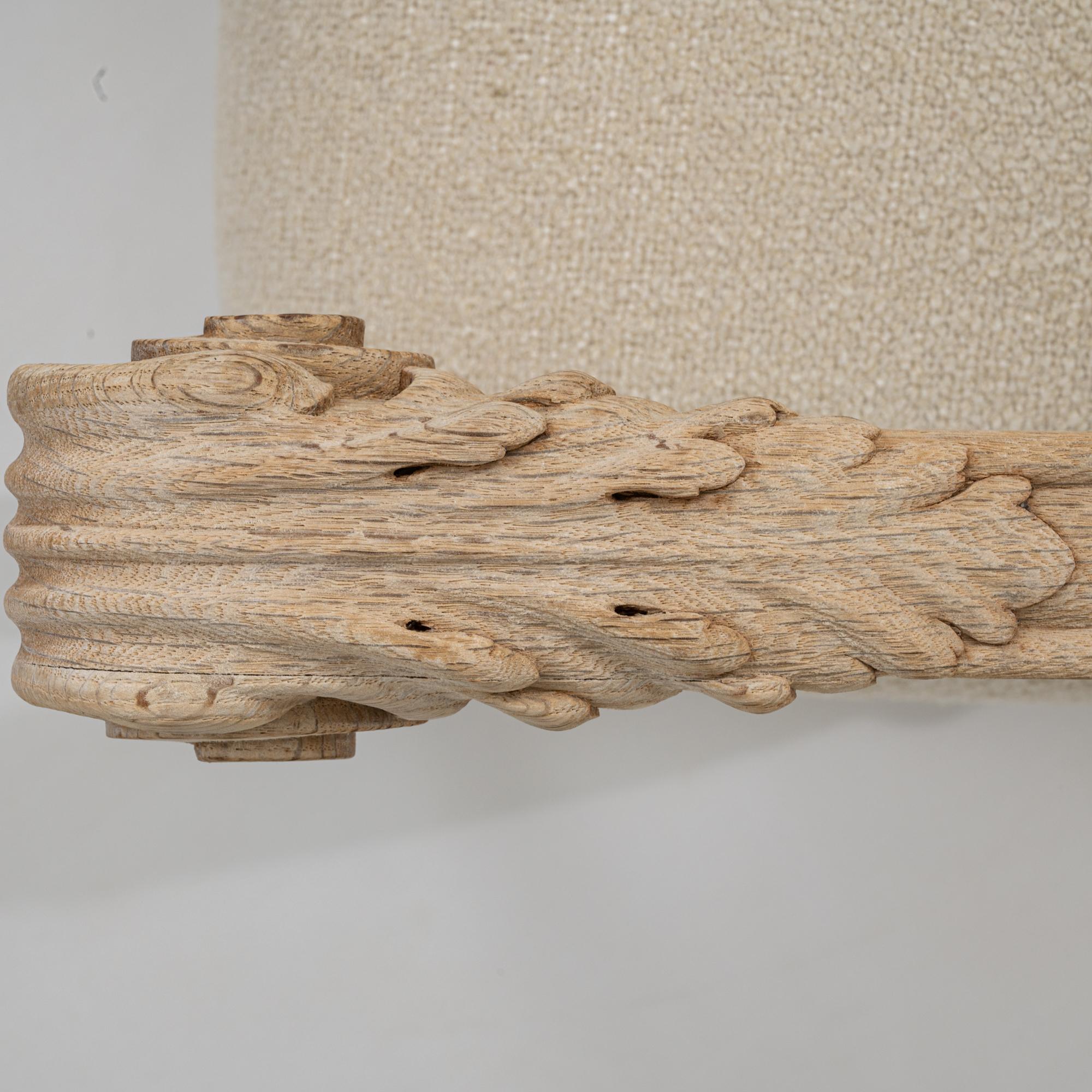 Coppia di poltrone francesi del 1900 in Oak con cuscini imbottiti in vendita 3