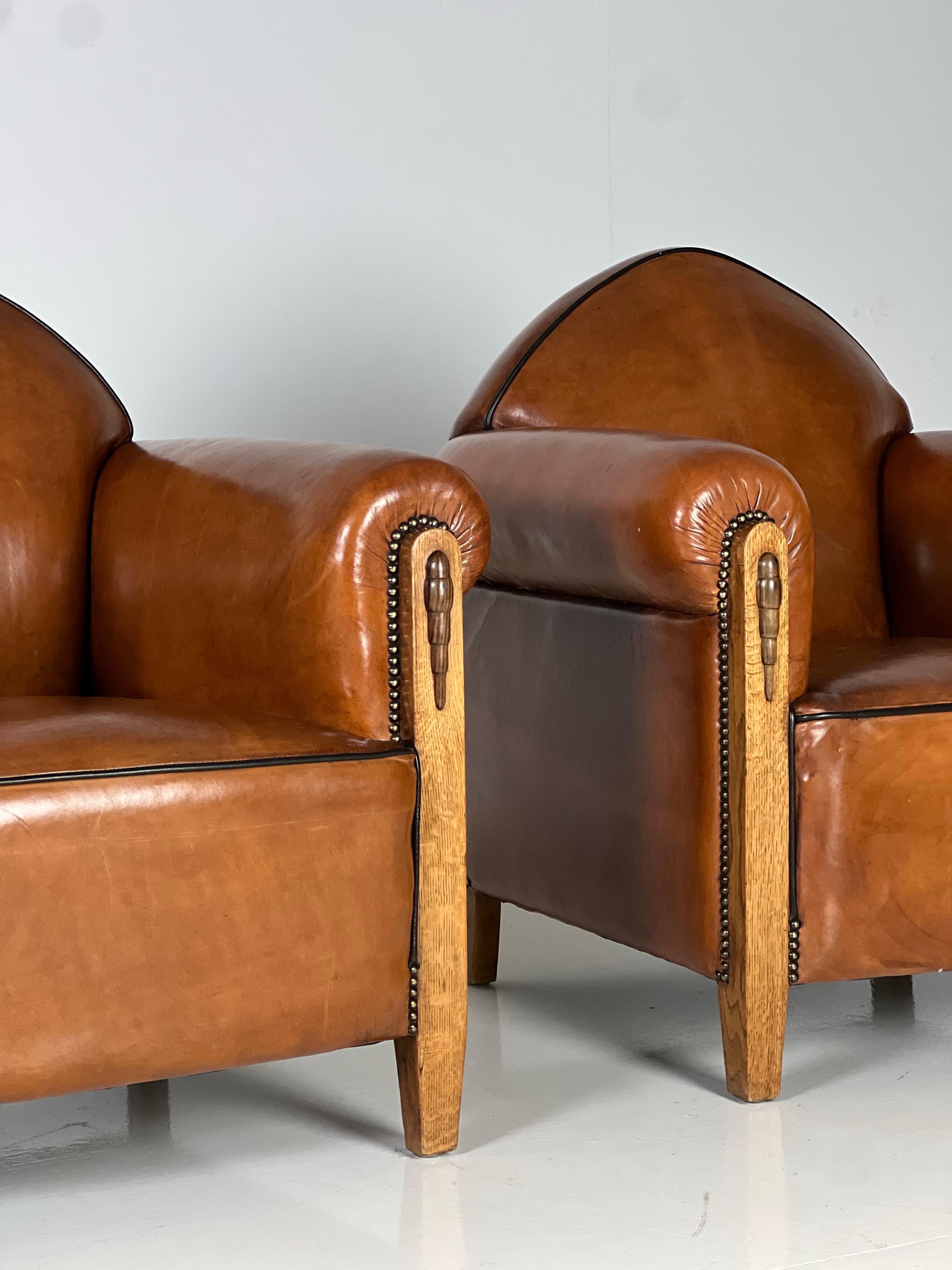 Pareja de sillones club de piel de oveja Art Decó de 1920 en venta 11