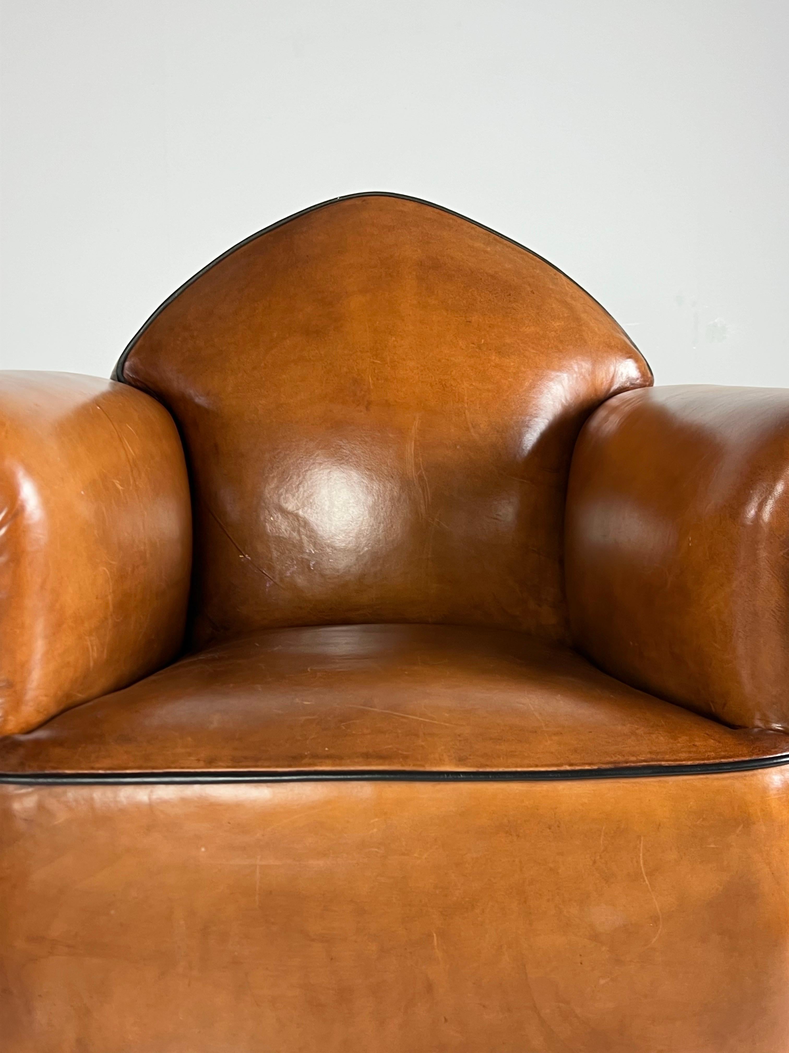 Pareja de sillones club de piel de oveja Art Decó de 1920 en venta 14