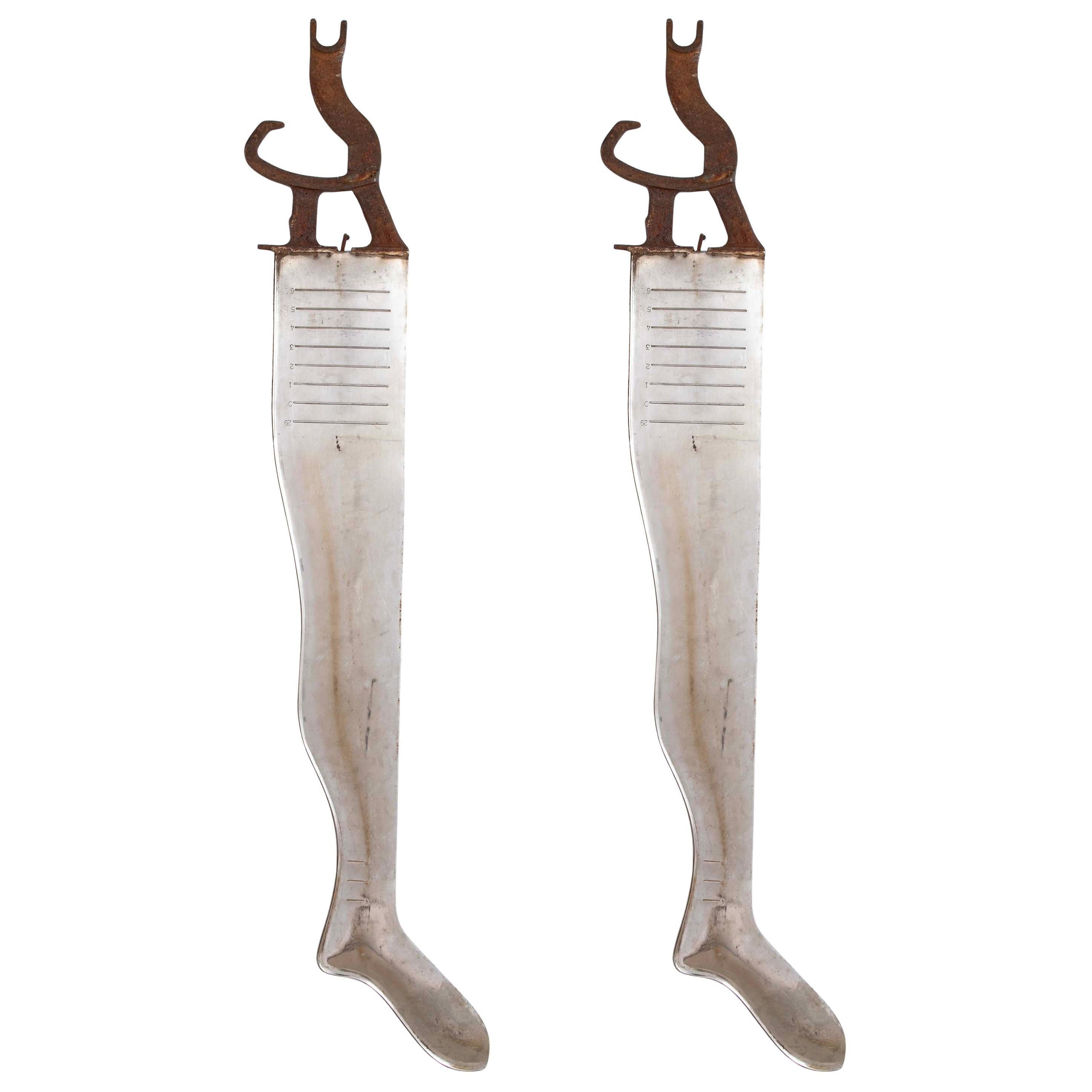 Paire de civières en acier et en fer des années 1920, art populaire industriel