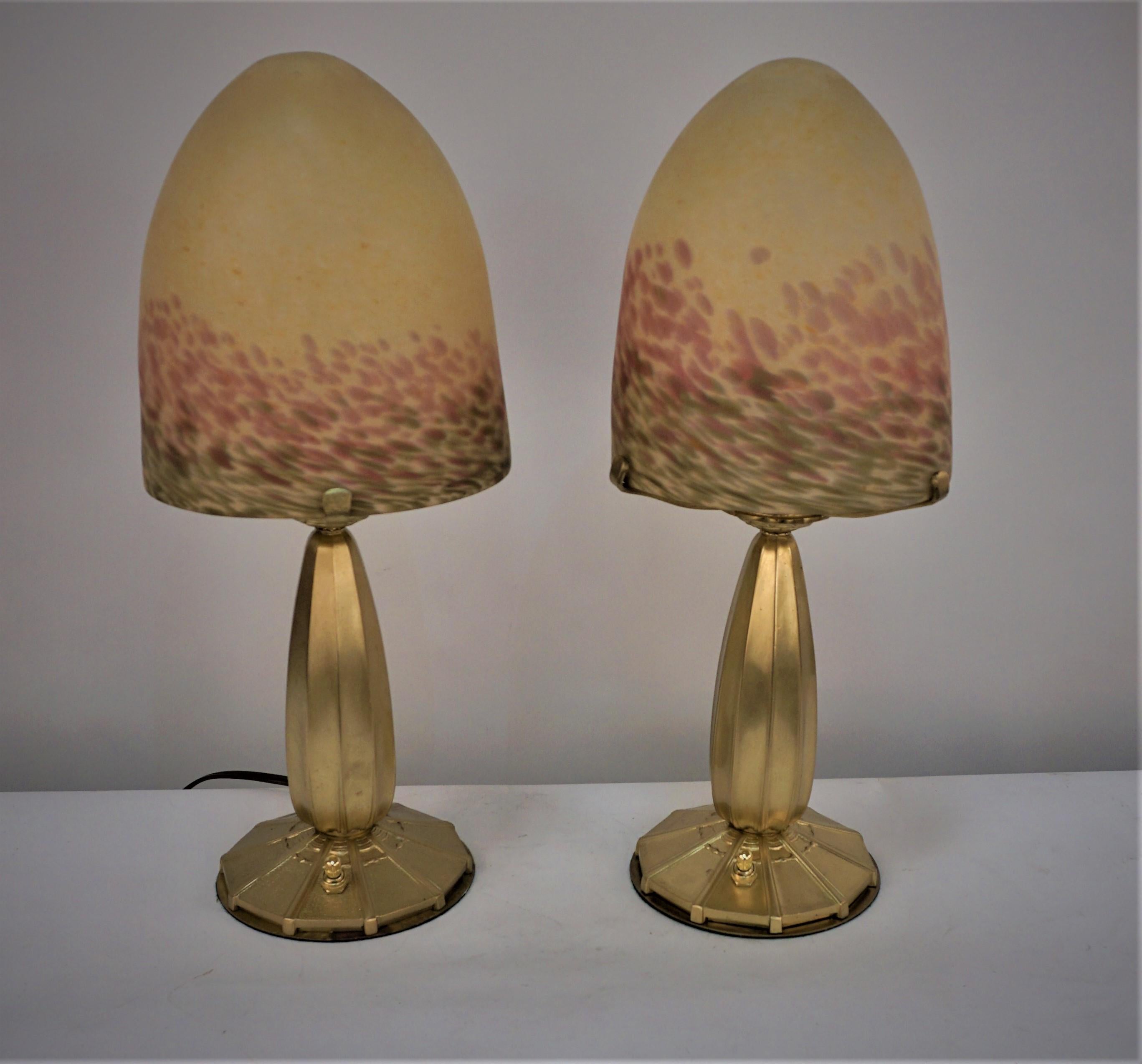 Pair of 1920's Art Deco Blown Art Glass and Bronze Base Table Lamp 2