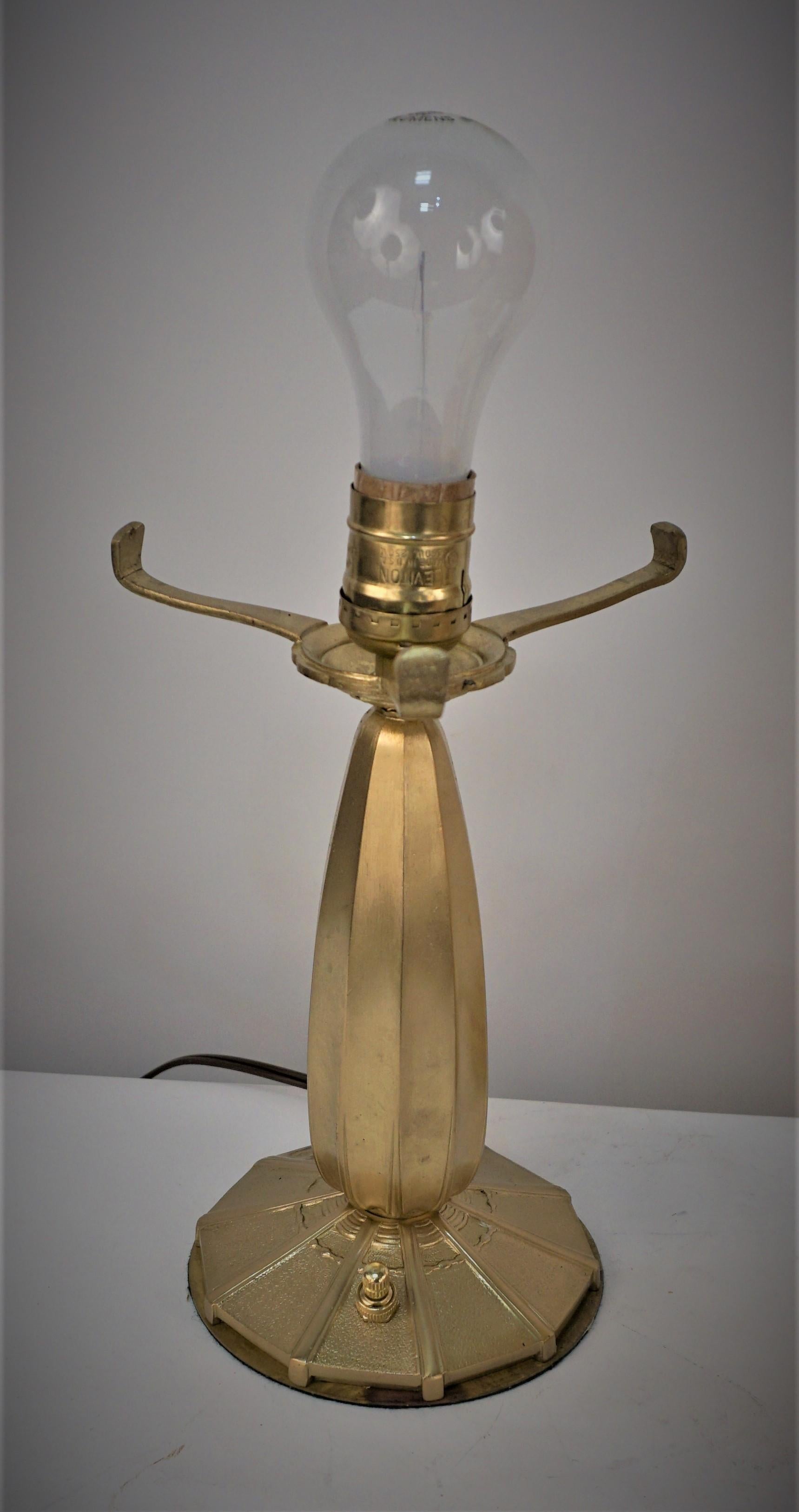 Pair of 1920's Art Deco Blown Art Glass and Bronze Base Table Lamp 4