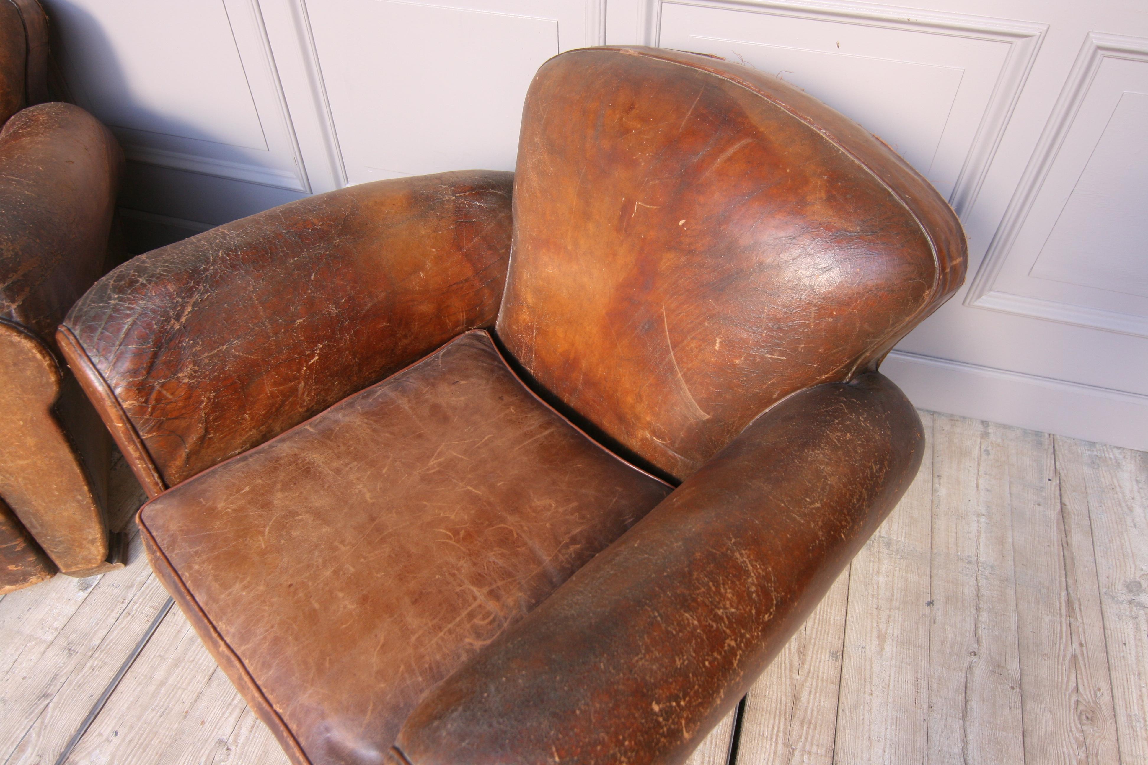 Pair of 1920s Art Deco Leather Club Chairs In Fair Condition In Dusseldorf, DE