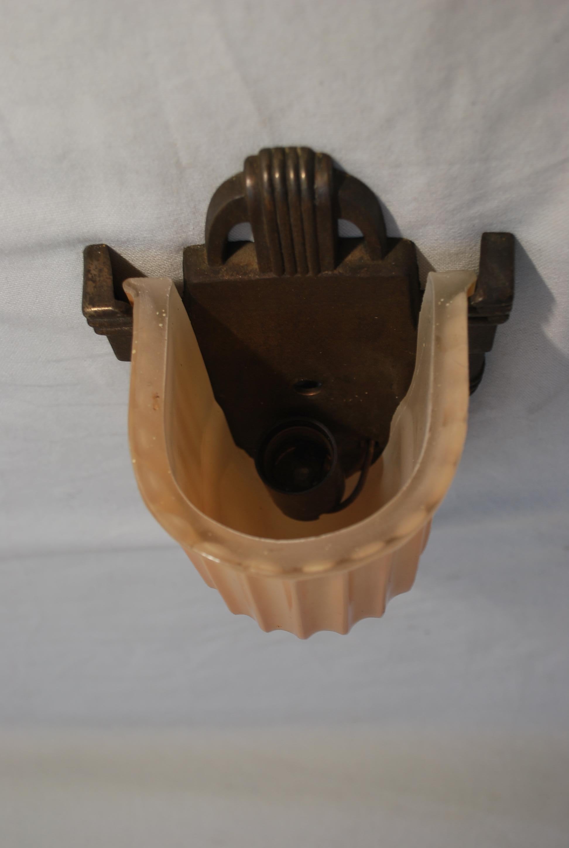 Pair of 1920's Art Deco sconces In Good Condition In Los Angeles, CA