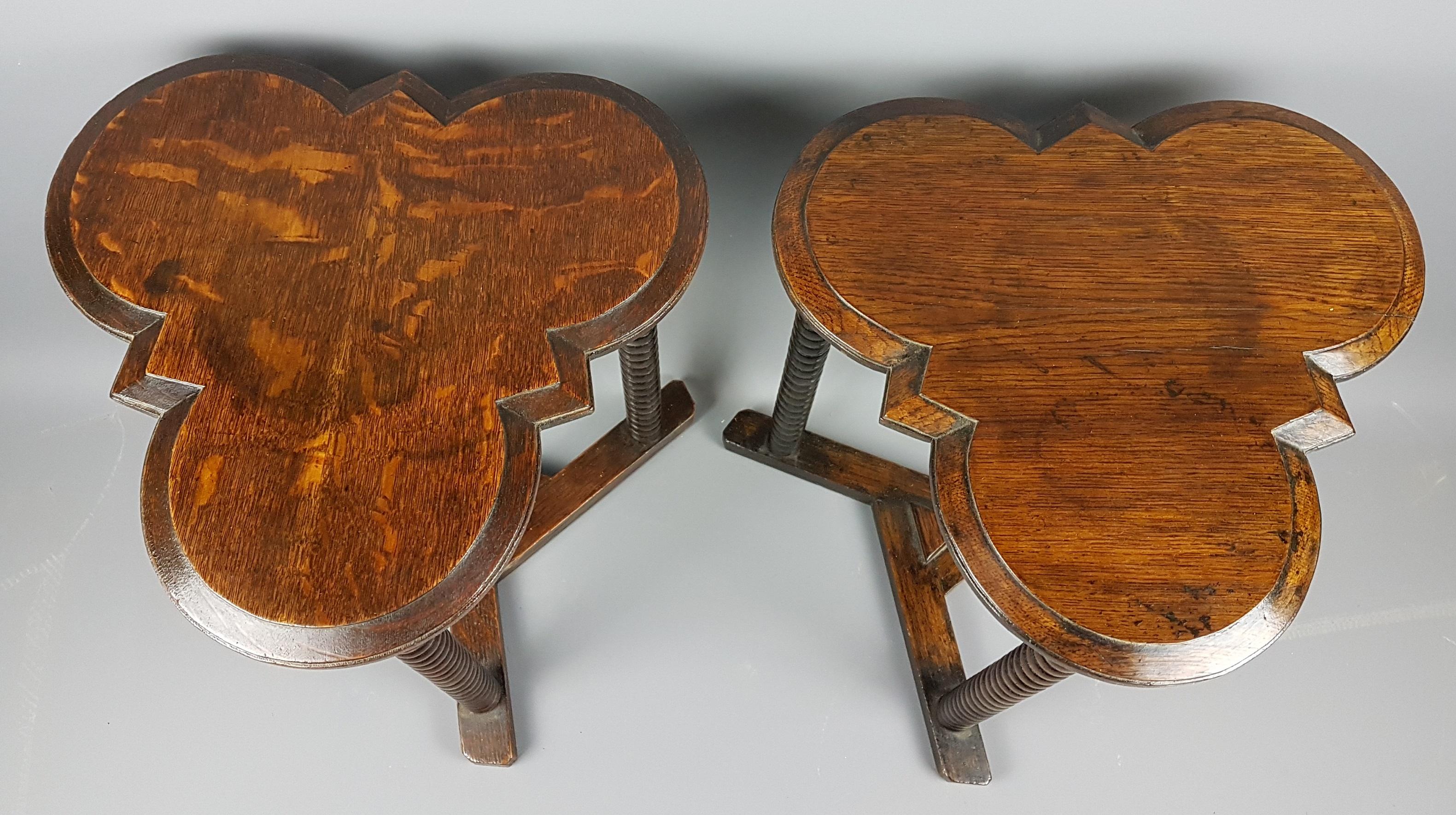 Pair of 1920s Arts and Crafts Style Oak Bobbin Tables In Fair Condition For Sale In Bodicote, Oxfordshire