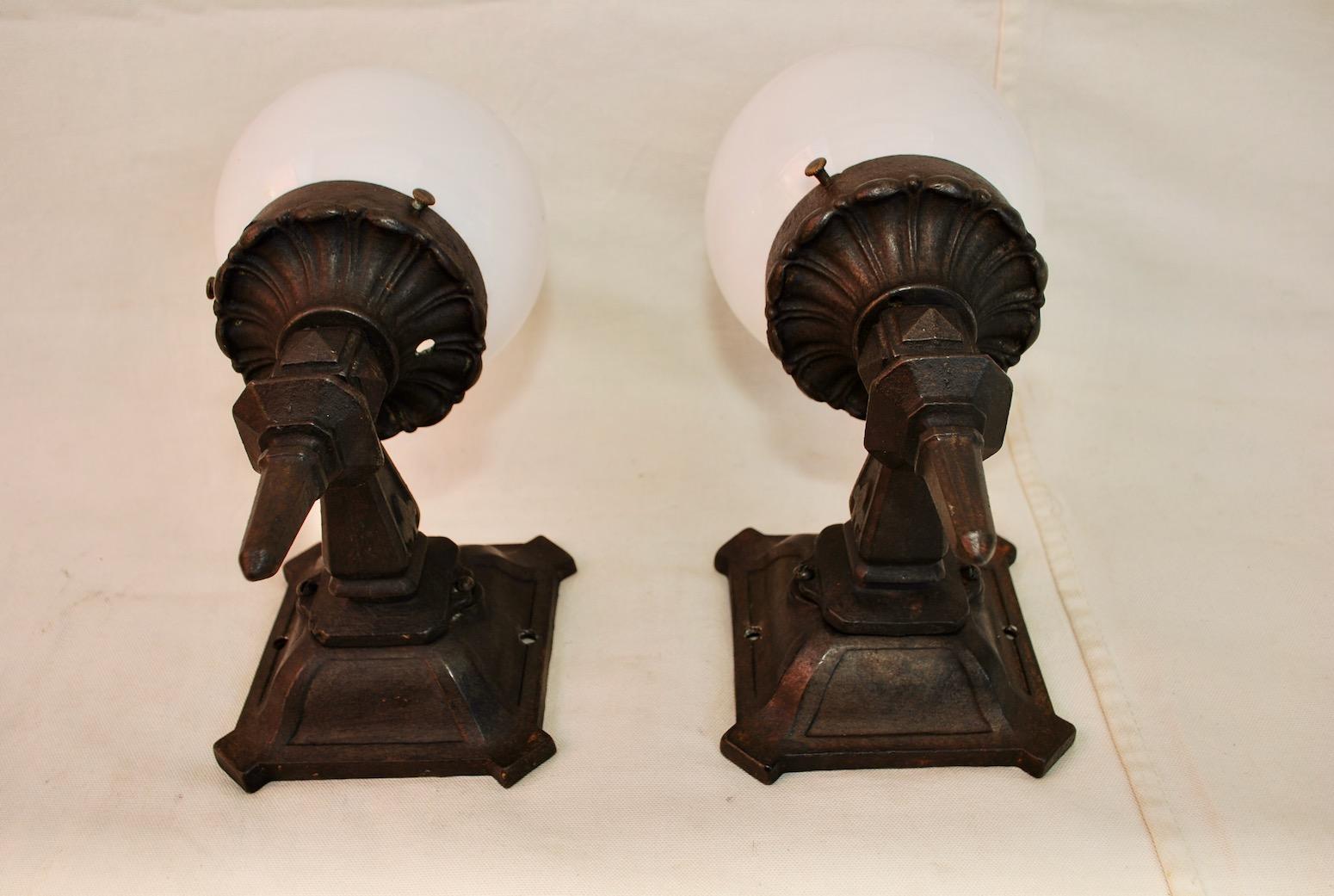 Pair of 1920s Cast Iron Outdoor Sconces In Good Condition In Los Angeles, CA