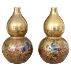 Antique Pair of 1920s Chinese Republic Hand Decorated Porcelain Vases