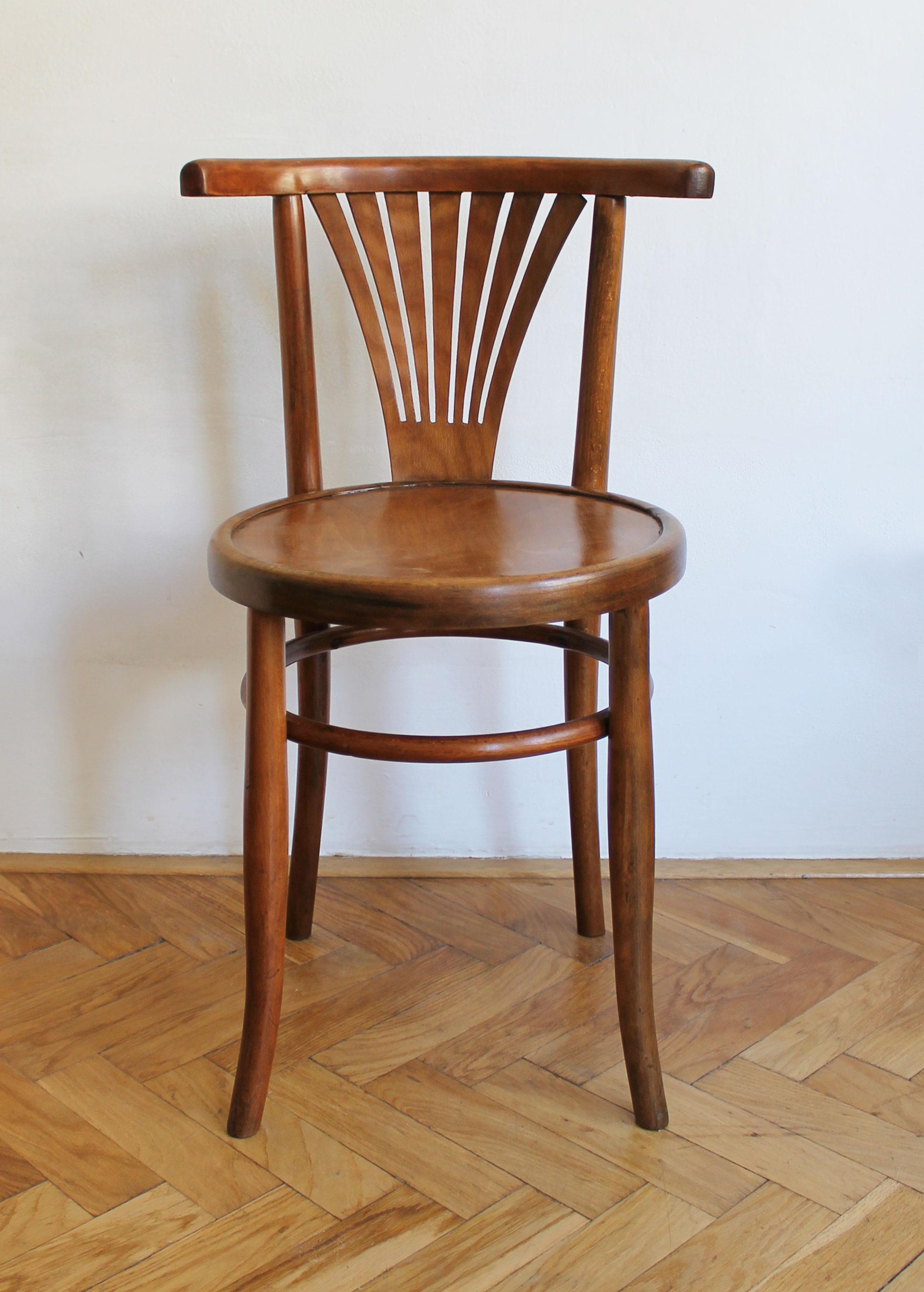 Pair of 1920's dining chairs by Ungvar Uzhorod  For Sale 2