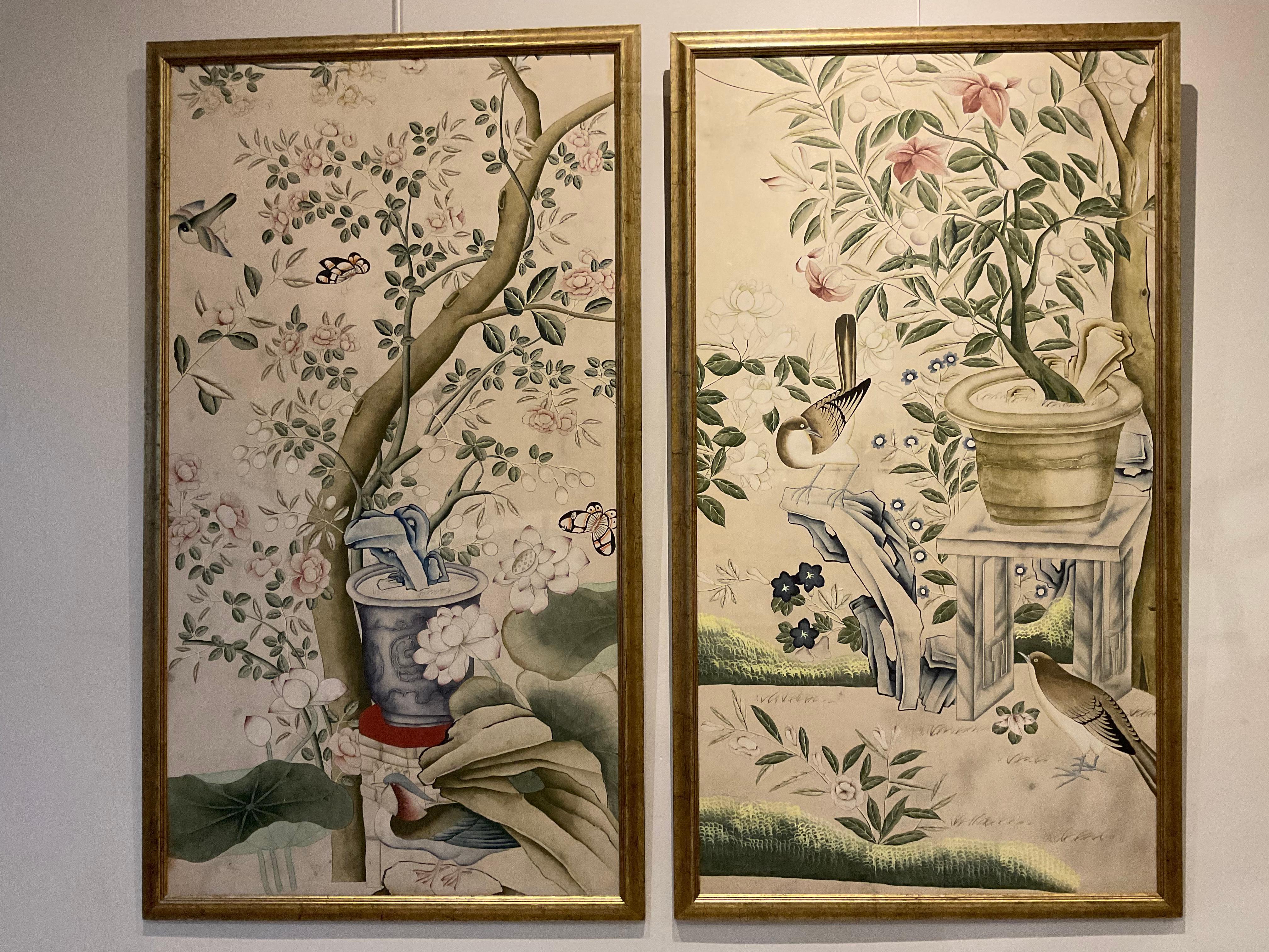 Early 20th Century Pair of 1920s English Chinoiserie Panels Painted on Paper in a Decorative Frame