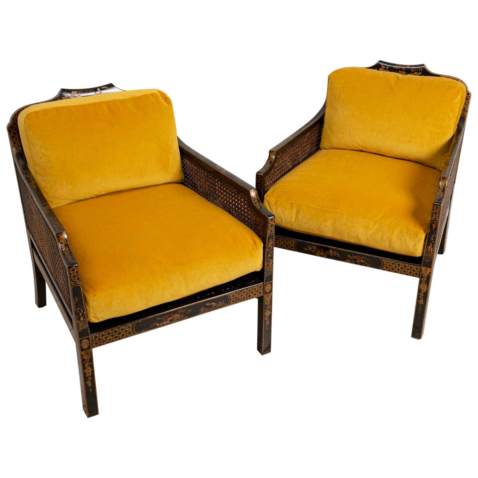 Pair of 1920s English Japanned Armchairs with Chinoiserie Decoration