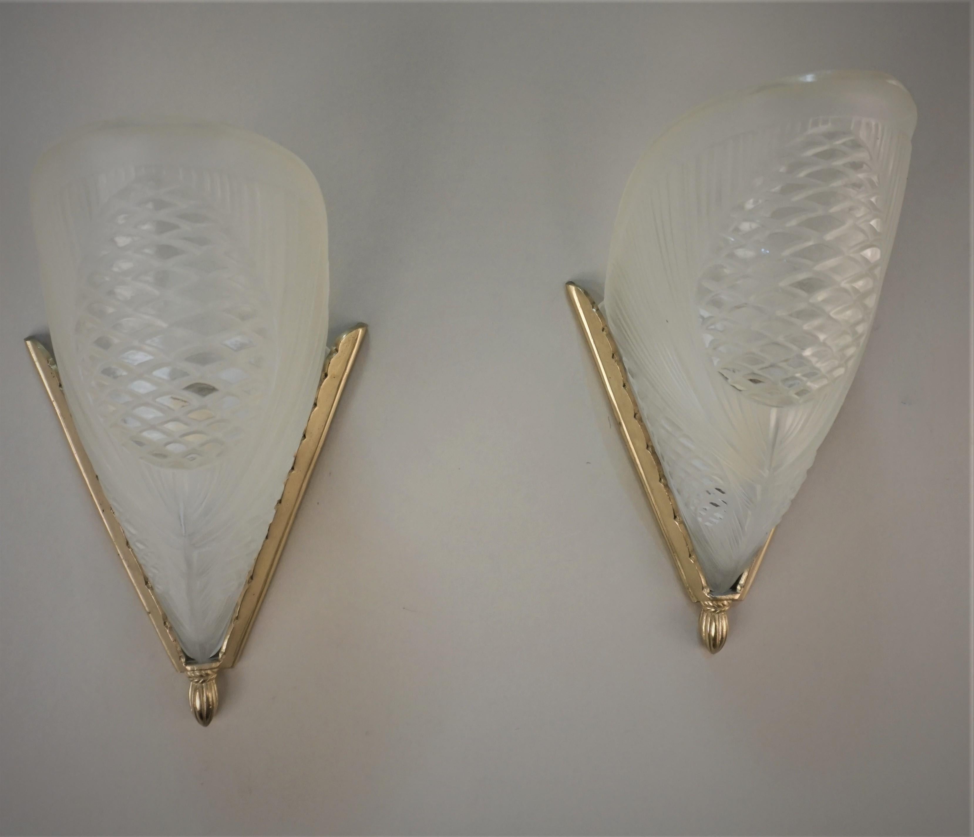 Pair of 1920's French Art Deco Wall Sconces 1