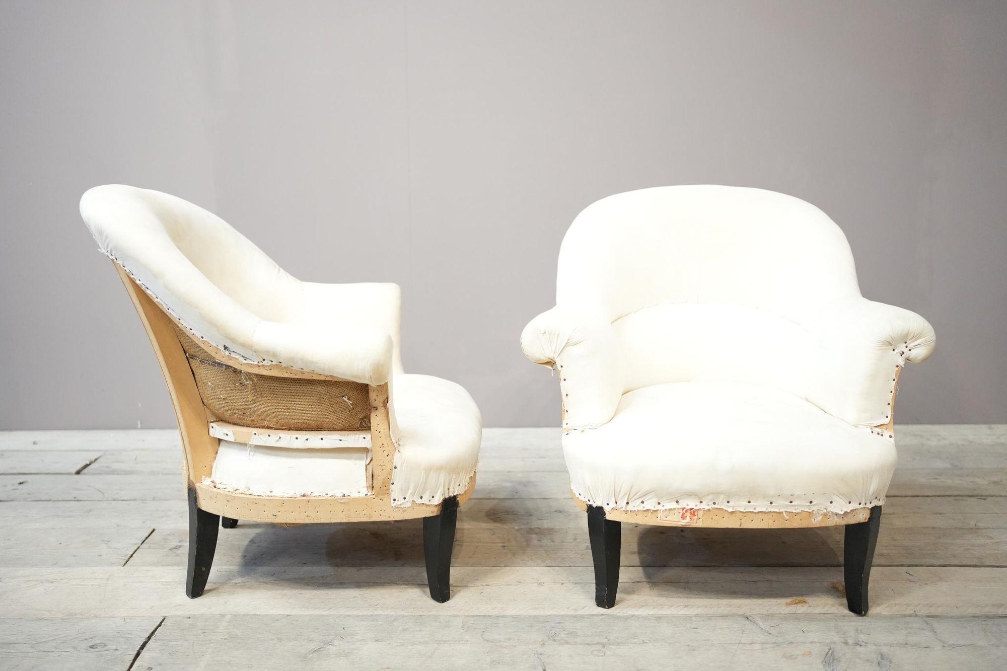Tissu d'ameublement Paire de chaises baignoires françaises des années 1920 en vente
