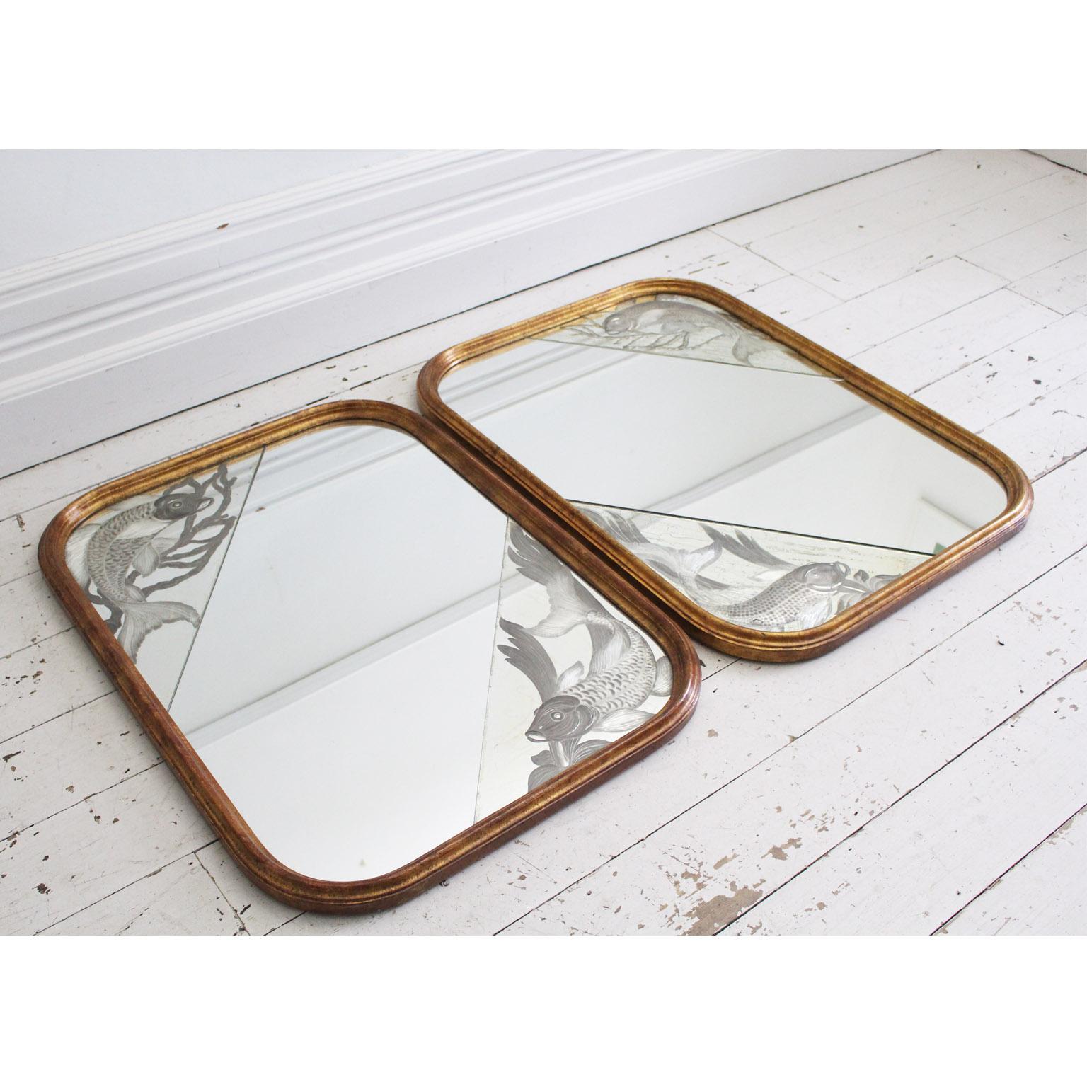 Pair of 1920s Italian Mirrors with Etched Fish and Gilt Frames In Good Condition In Kent, GB