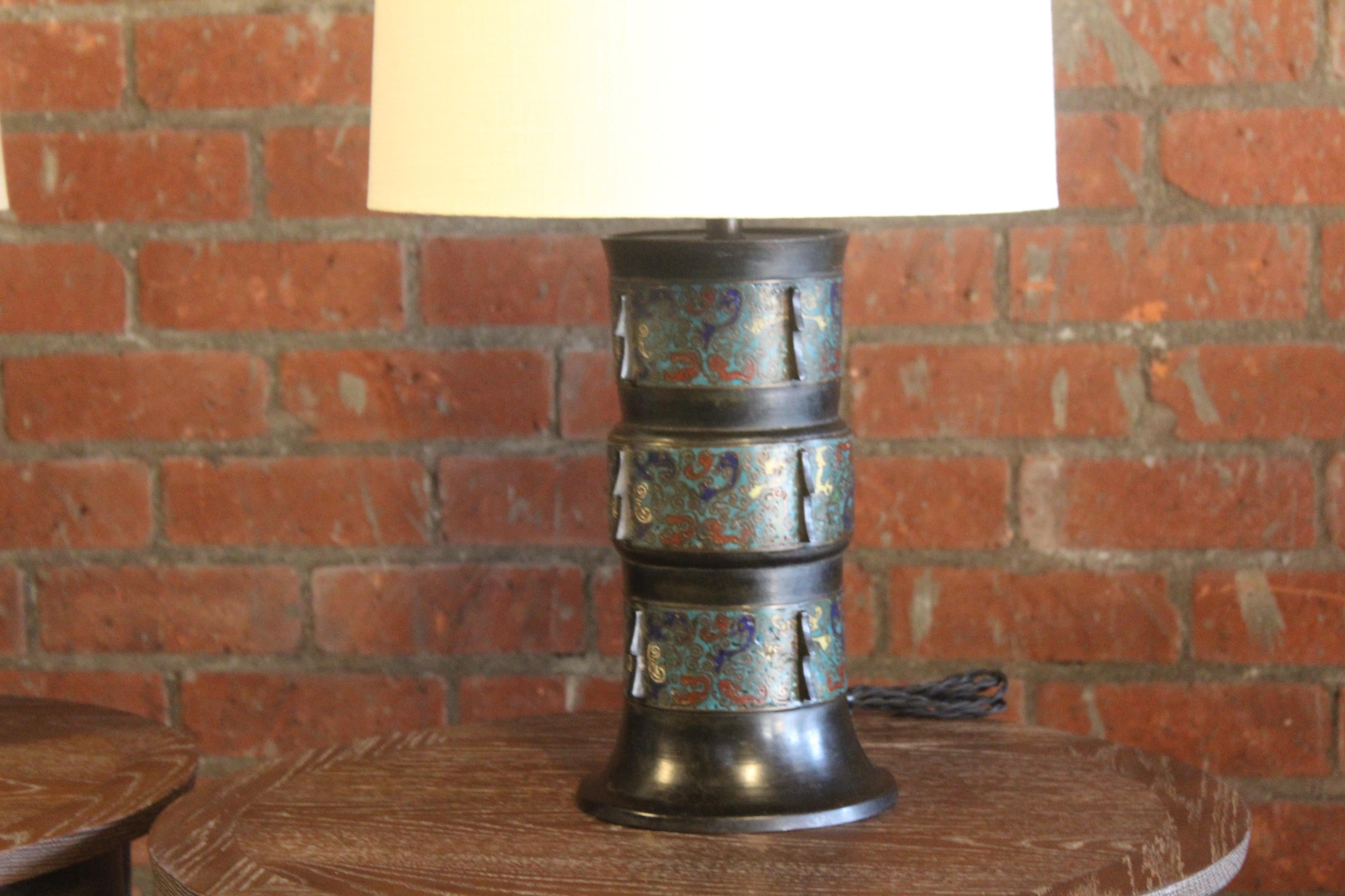 Early 20th Century Pair of 1920s Japanese Bronze Cloissone Table Lamps