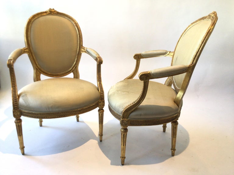 Pair of 1920s Louis XVI French Carved Wood Gilt Armchairs For Sale at ...