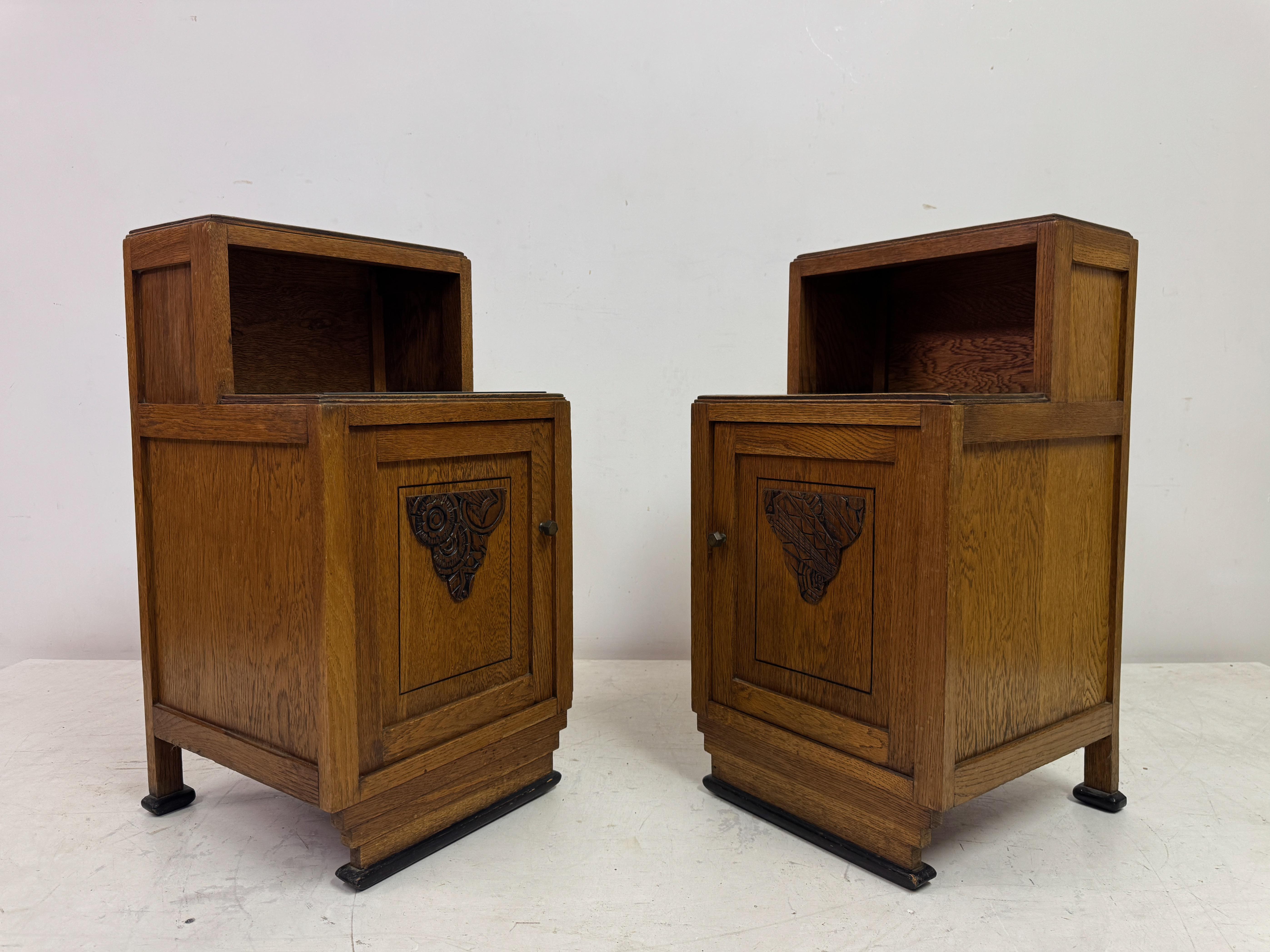 Pair of 1920s Oak Bedside Cabinets with Carved Panels For Sale 4