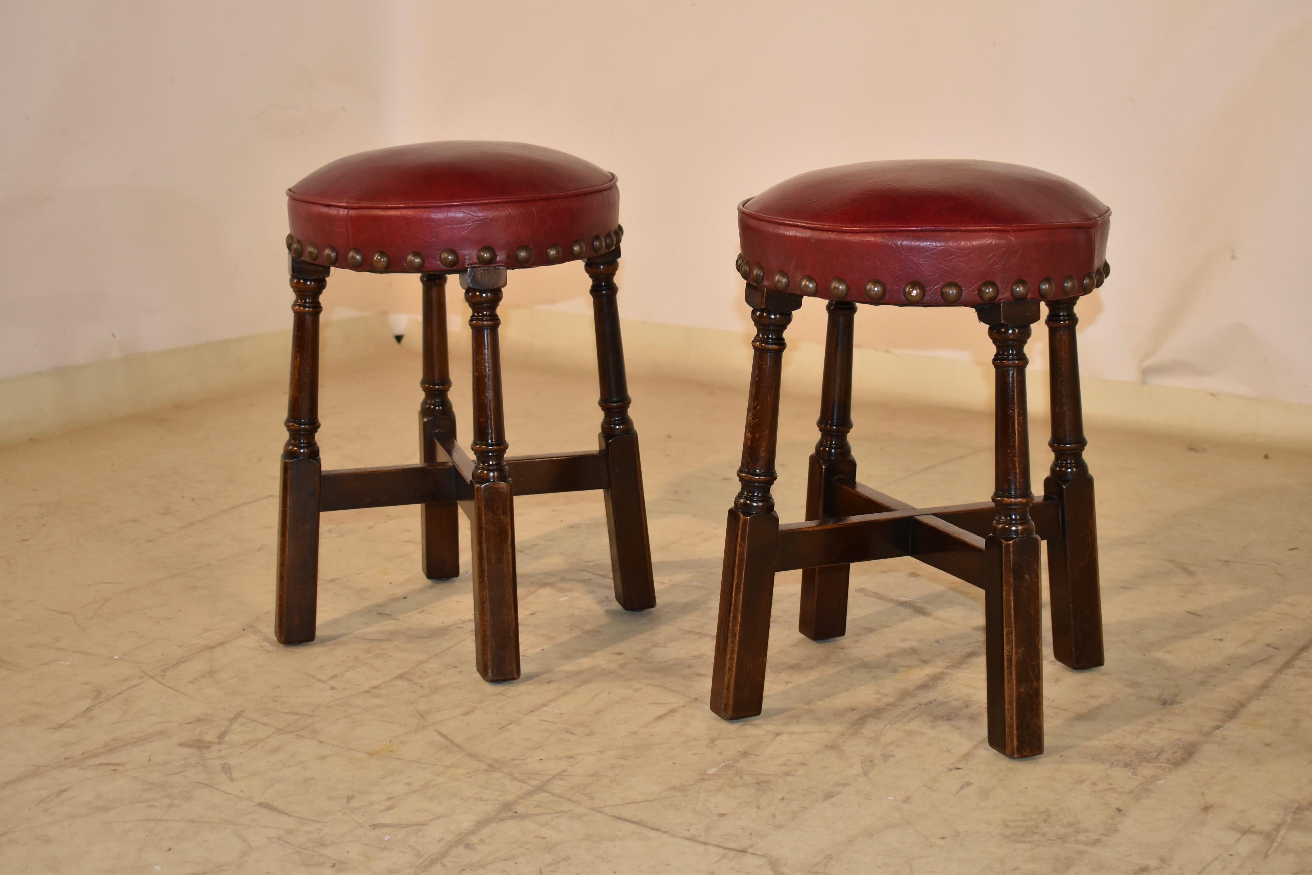 Edwardian Pair of 1920's Oak Pub Stools For Sale