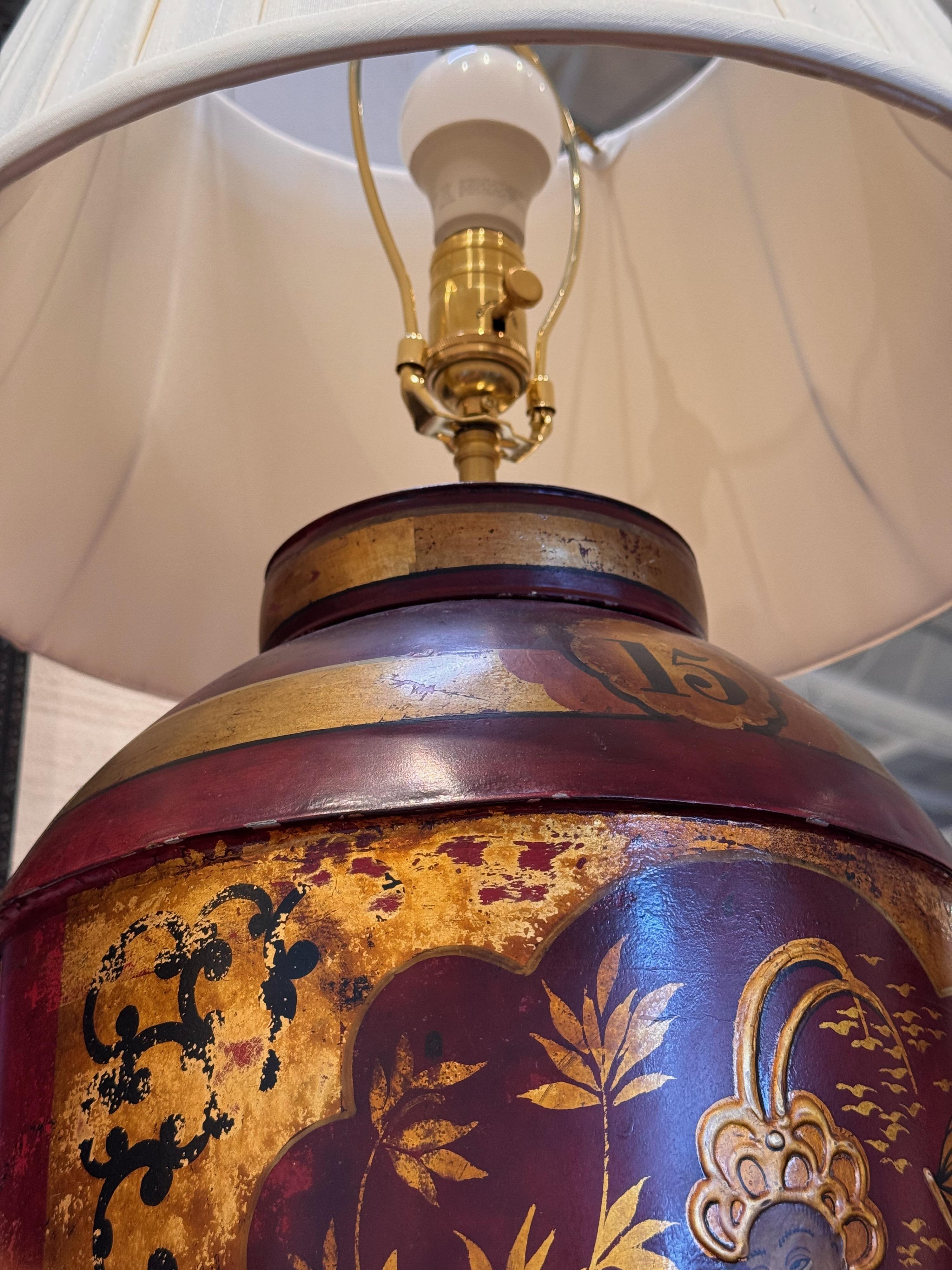 Pair of 1920s Red Tole Tea Canister Lamps 6