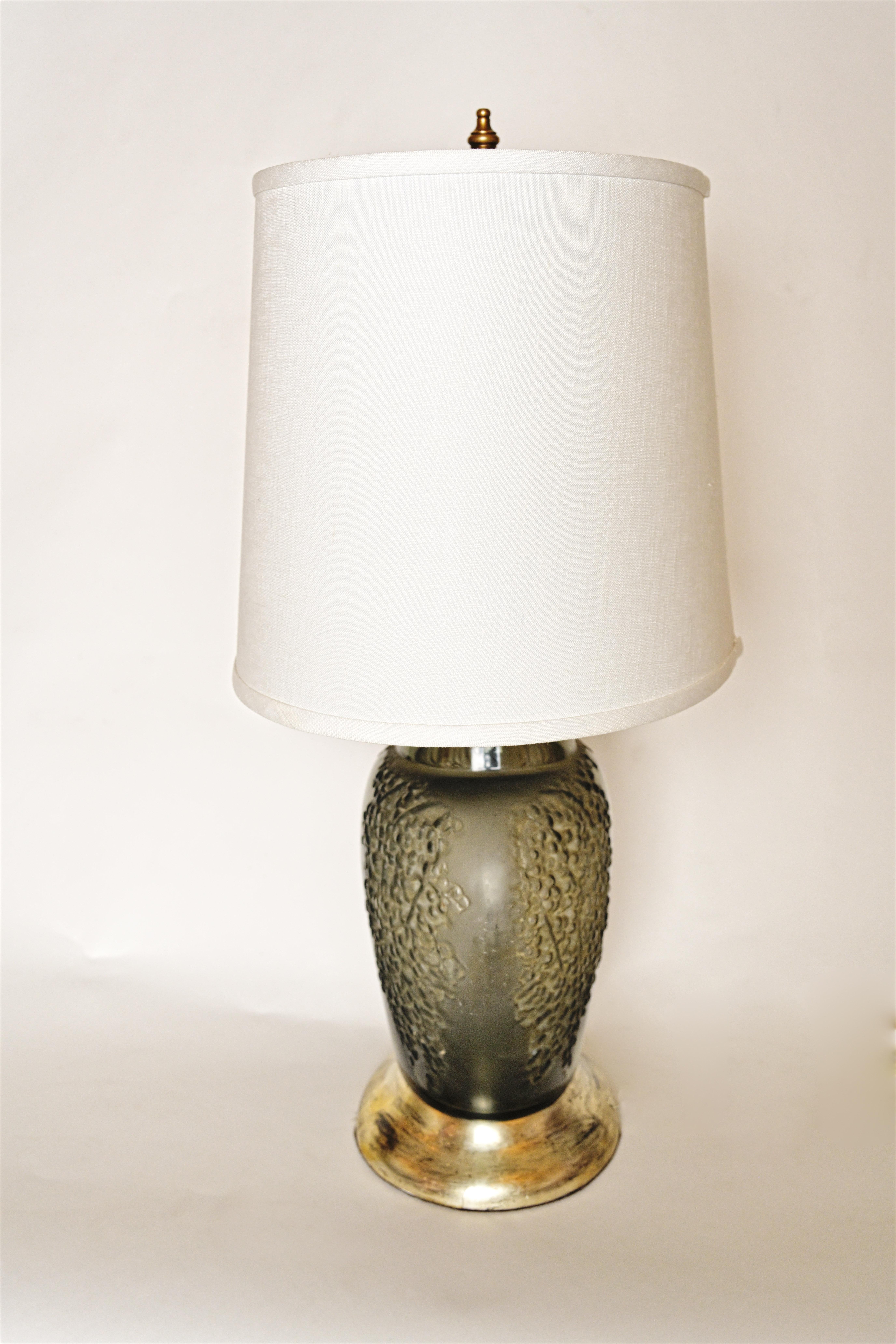 malta resin table lamp