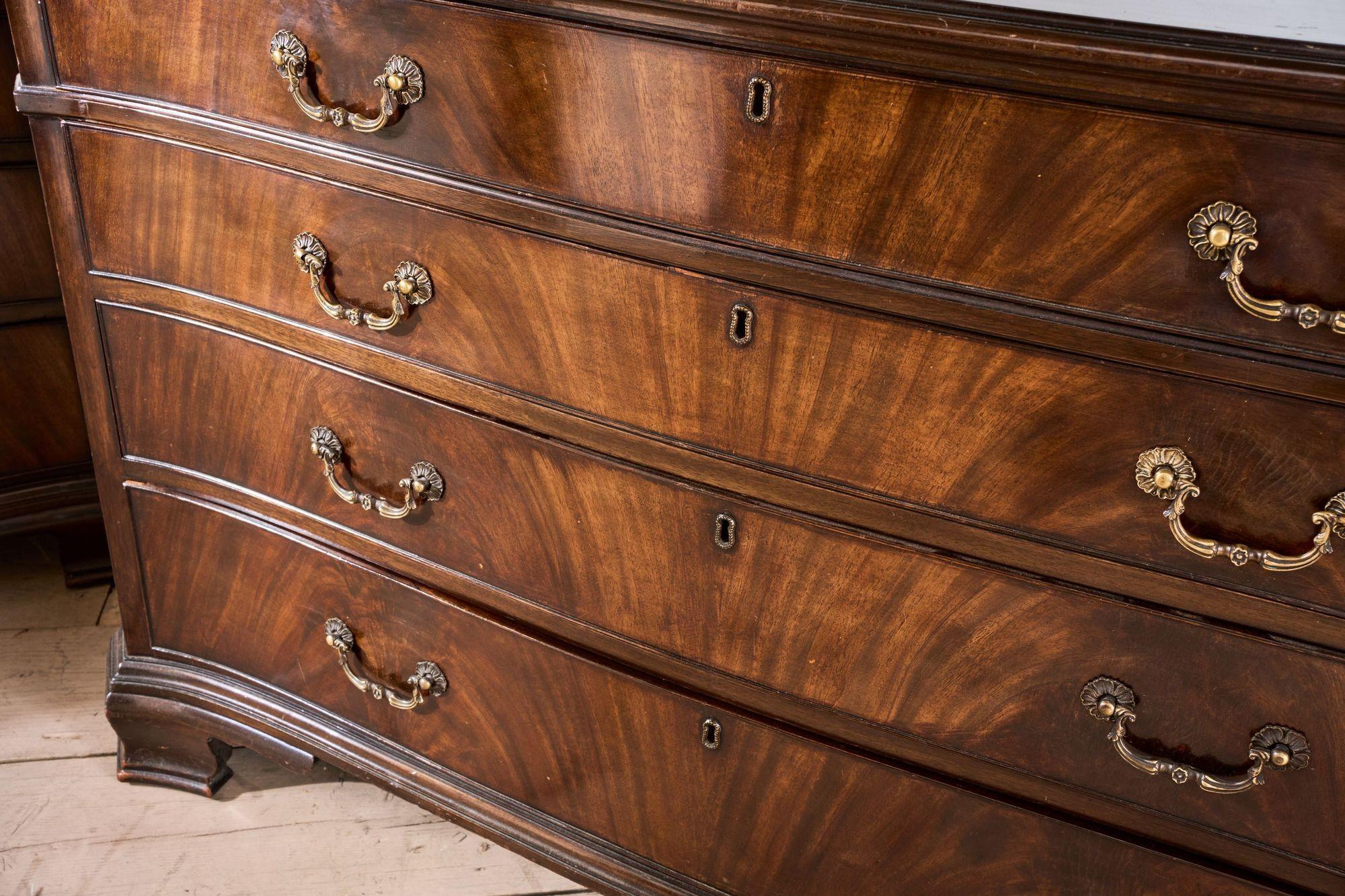 Pair of 1920's Serpentine fronted mahogany Jewellers chest of drawers For Sale 5