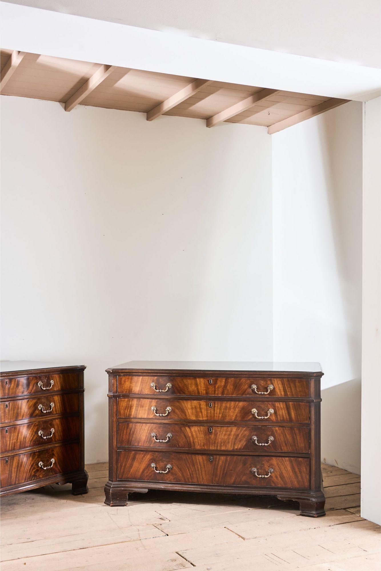 Pair of 1920's Serpentine fronted mahogany Jewellers chest of drawers For Sale 7
