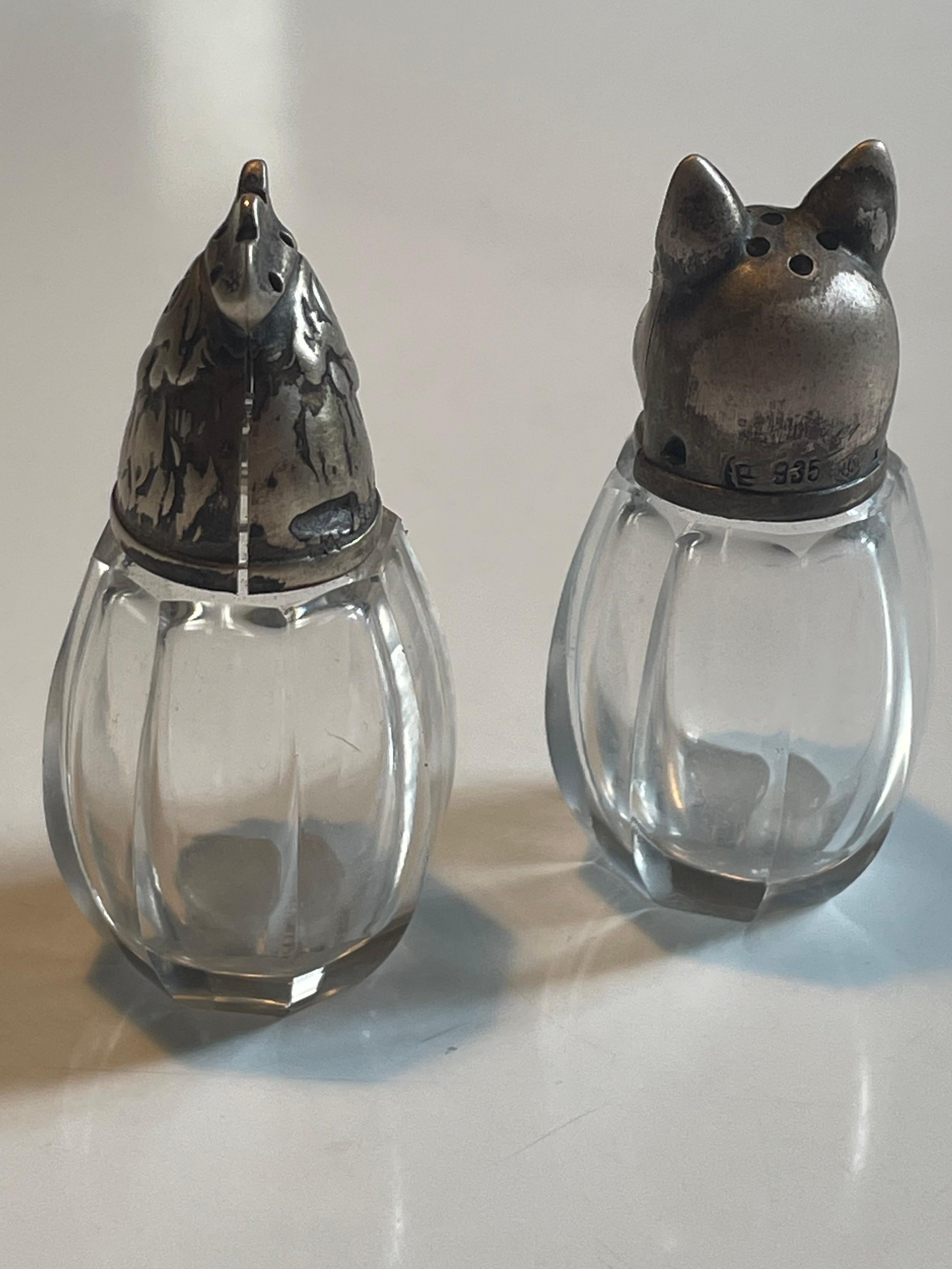 Early 20th Century Pair of 1920s Silver and Crystal Salt & Pepper Shakers, France
