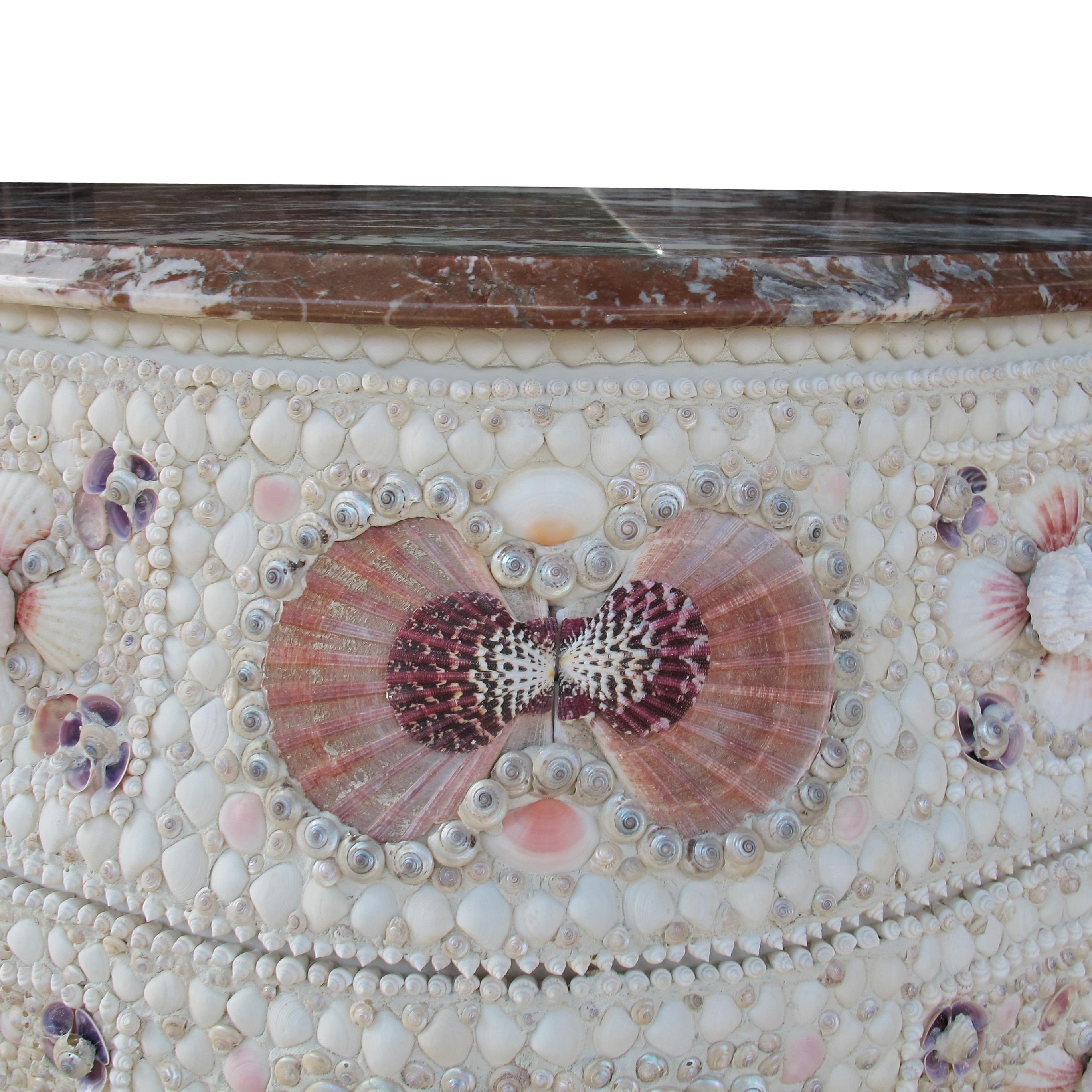 Pair of 1920s Swedish Bombe Chests with Marble Tops and Seashell Embellishment For Sale 2