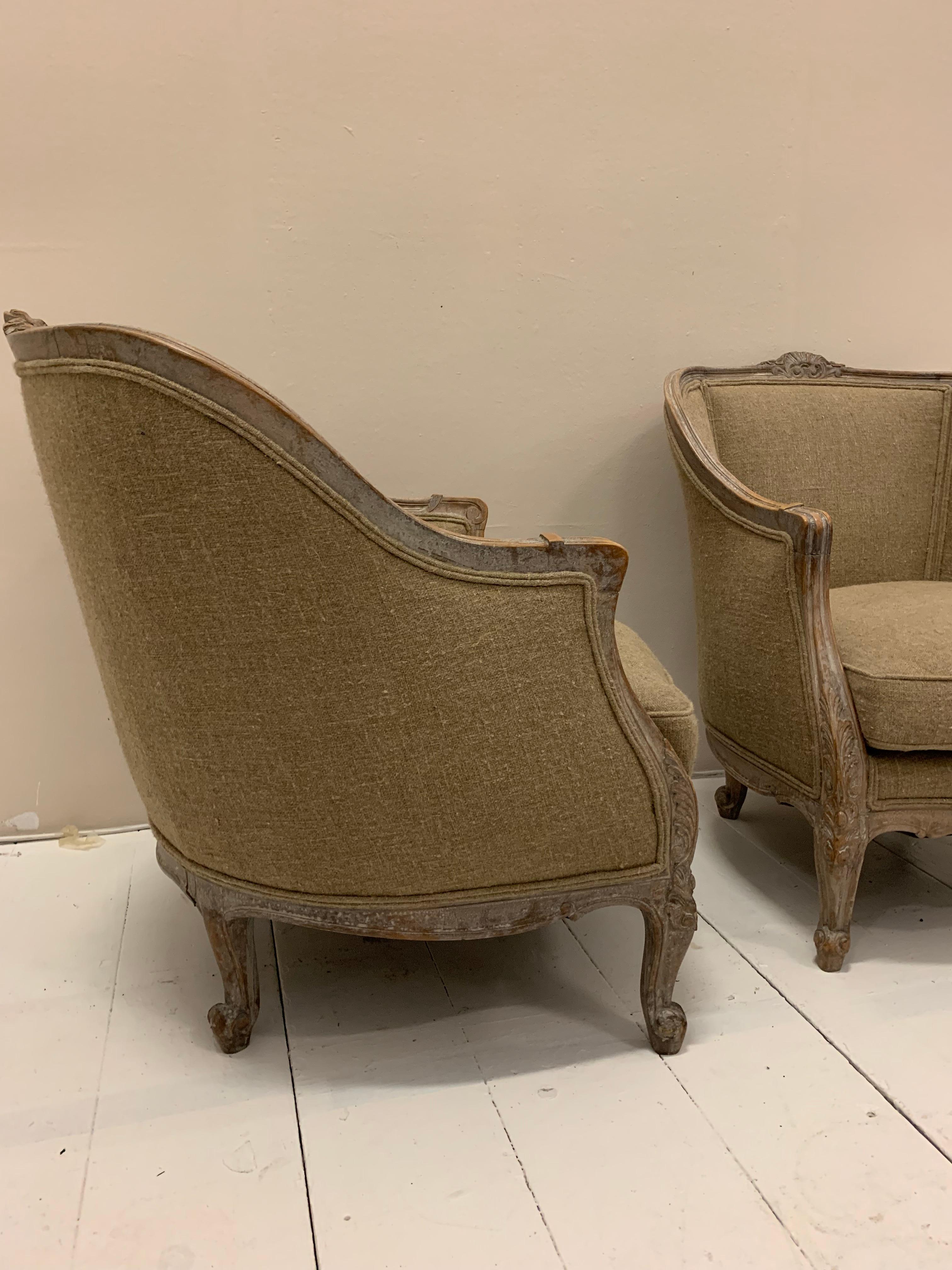 French Provincial Pair of 1920s Swedish Fauteuils Armchairs Upholstered in Mid-Taupe Linen Fabric For Sale