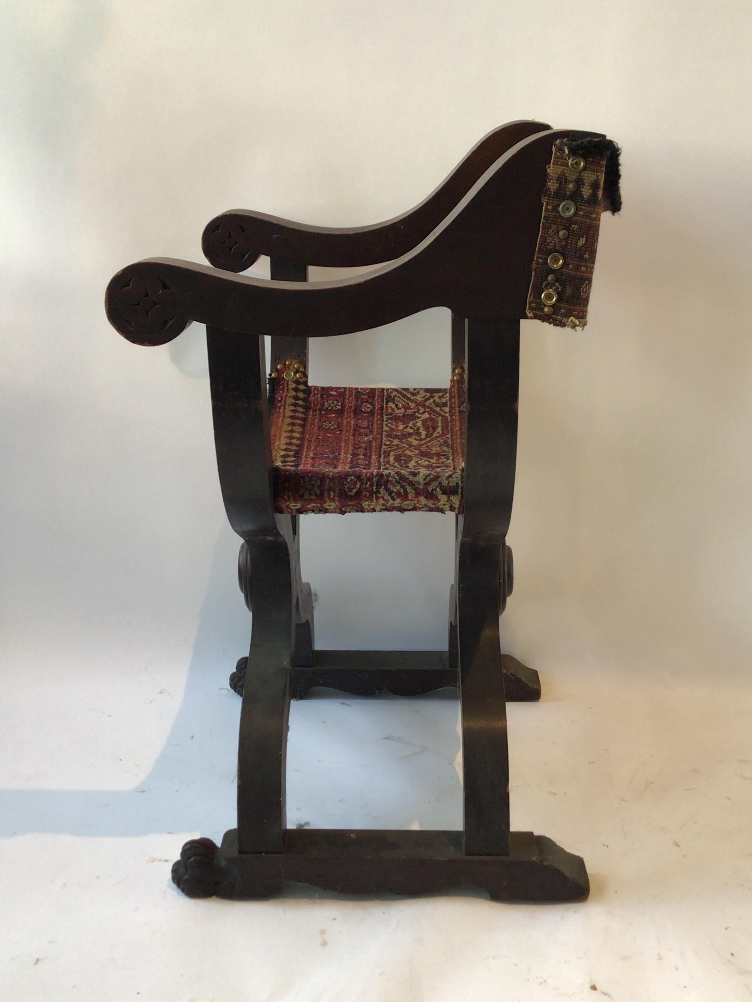 Pair of 1920s Wood Savonarola Chairs 1