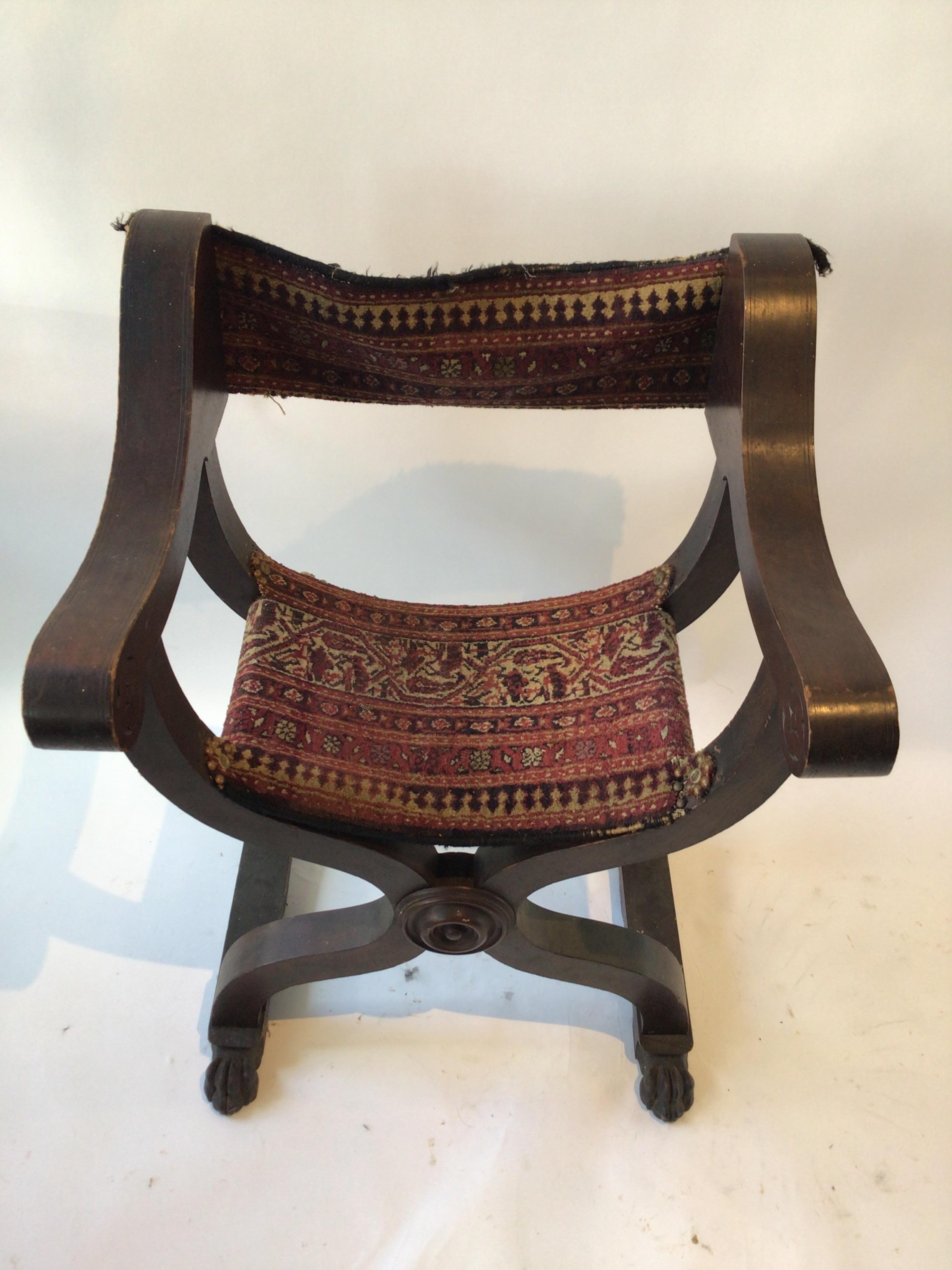 Pair of 1920s Wood Savonarola Chairs 4
