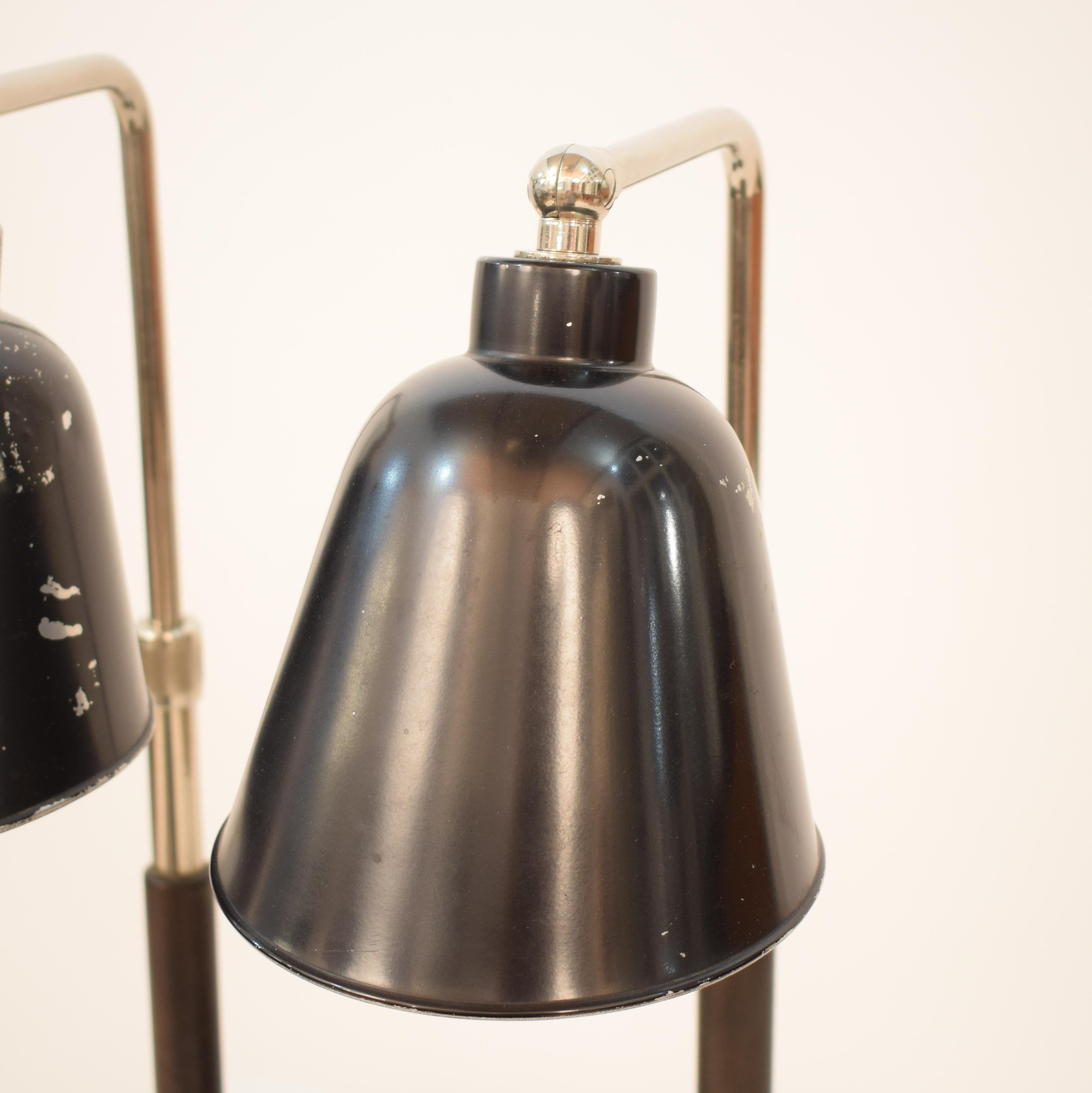 Pareja de lámparas de sobremesa Bauhaus GOETHE de 1930 por Christian Dell para Bünte & Remmler mediados del siglo XX en venta