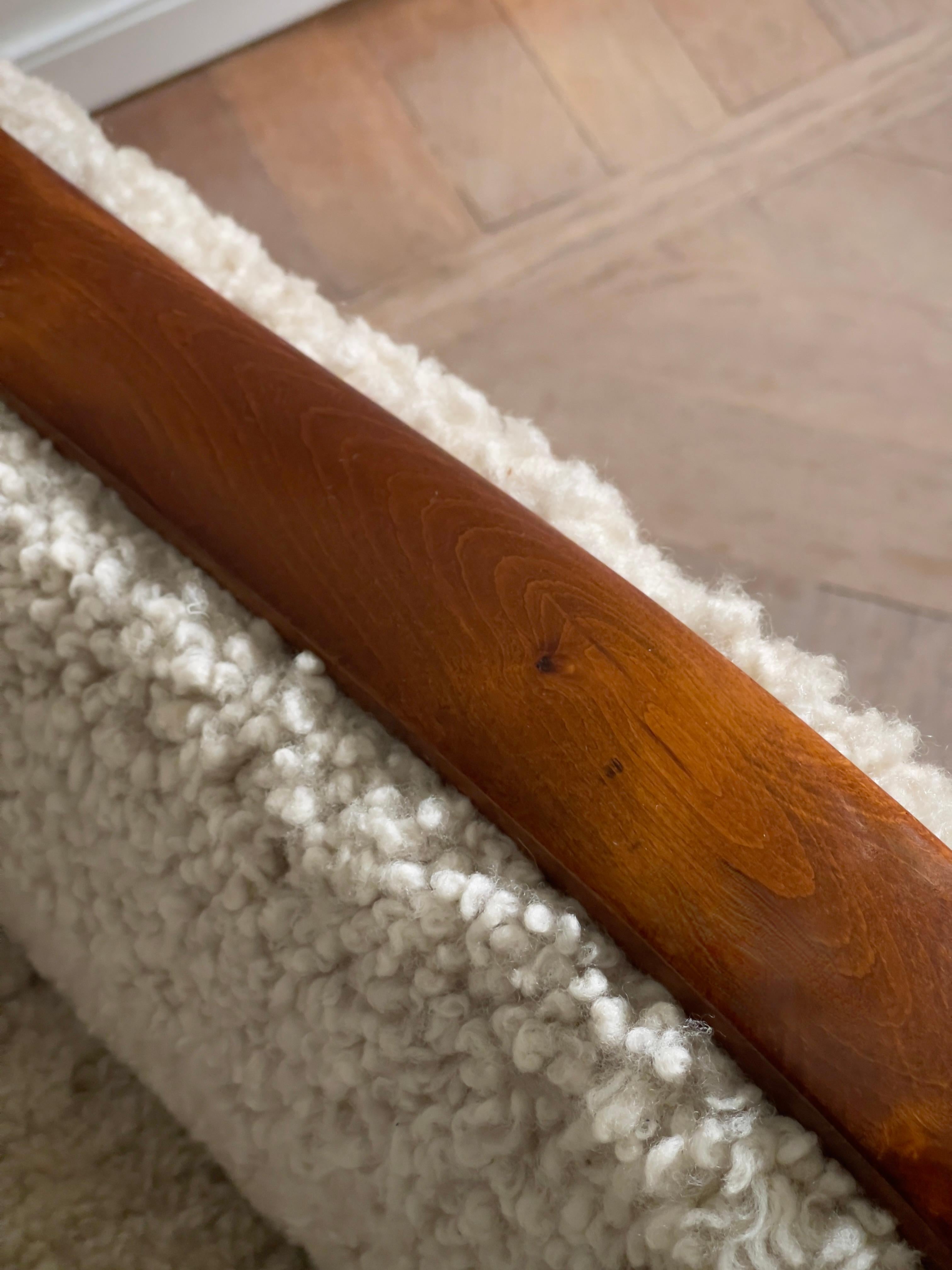 Pair of 1930s Art Deco danish lounge chairs reupholstered in natural sheepskin. For Sale 9