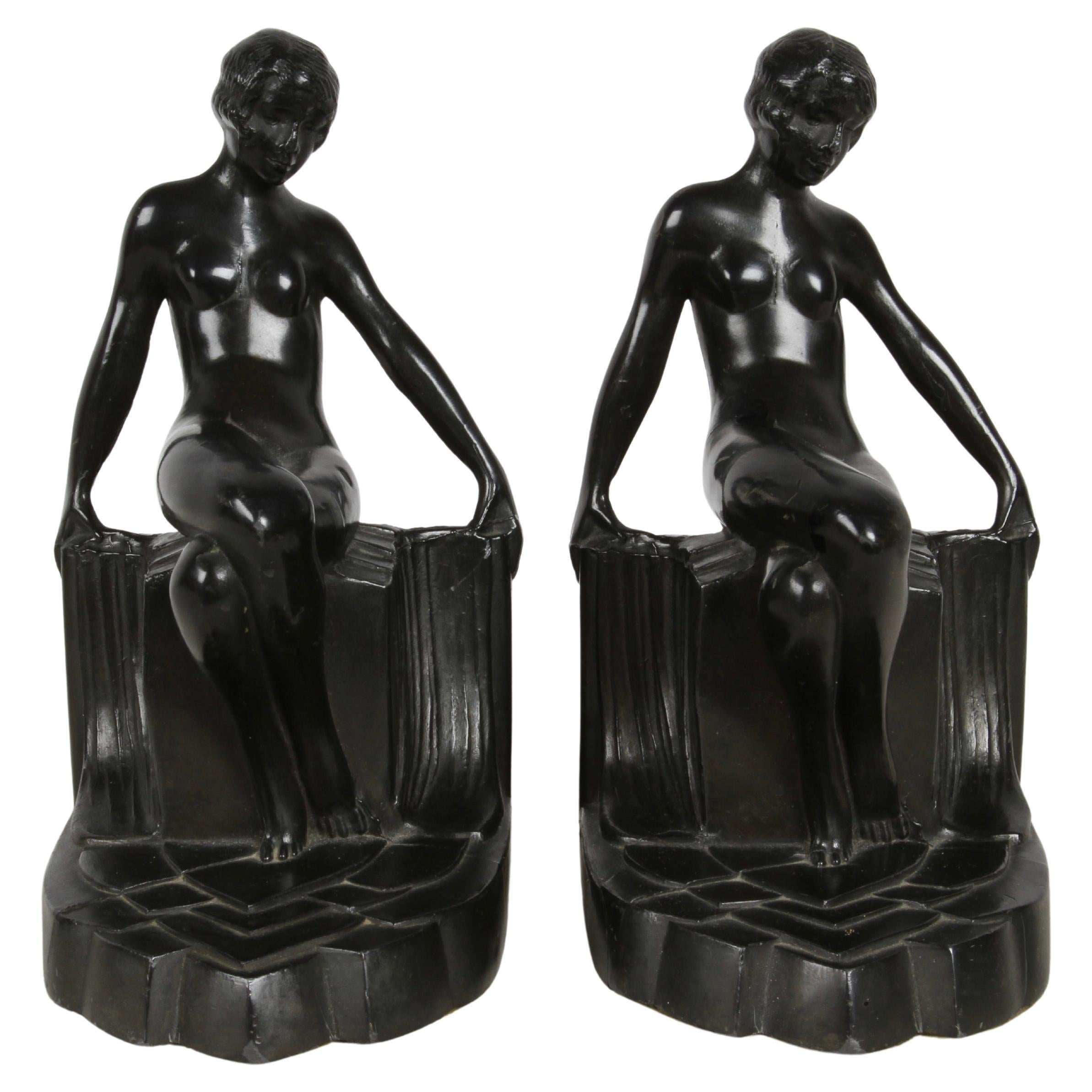 Pair of 1930s Art Deco Era - Nuart - Nude Flapper Girl Spelter Metal Bookends