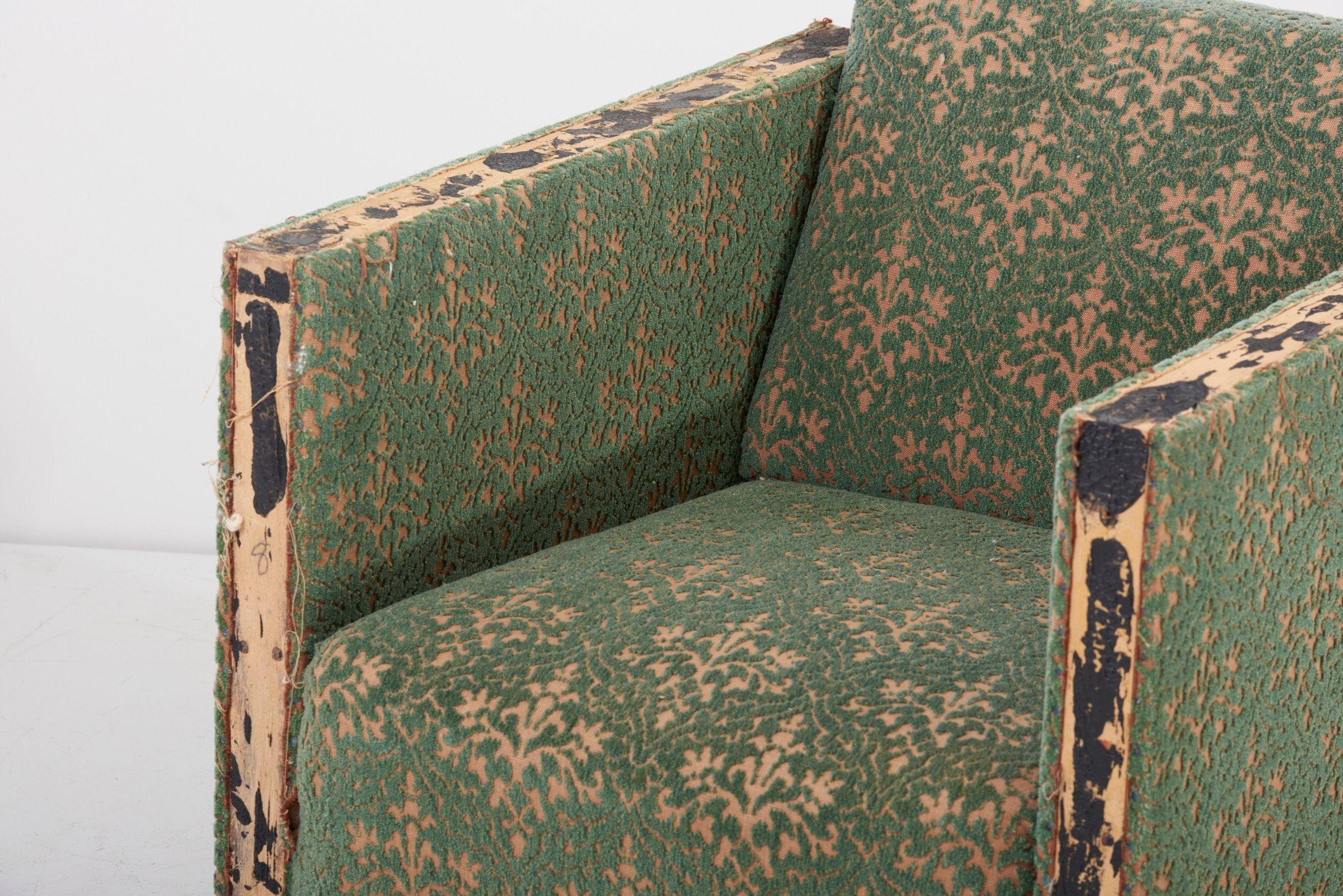 Pair of 1930s green Björn Trägårdh Lounge Chairs with ornaments, Sweden For Sale 4