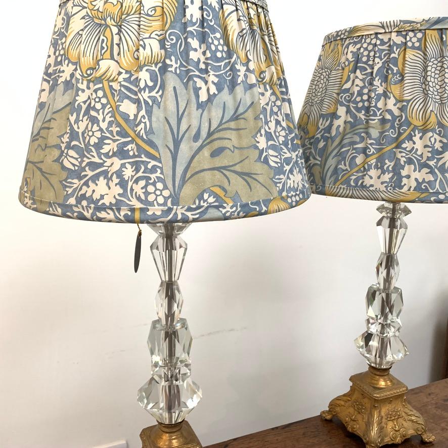 Art Deco Pair of 1930s Crystal Table Lamps with Brass Bases and William Morris Lampshade
