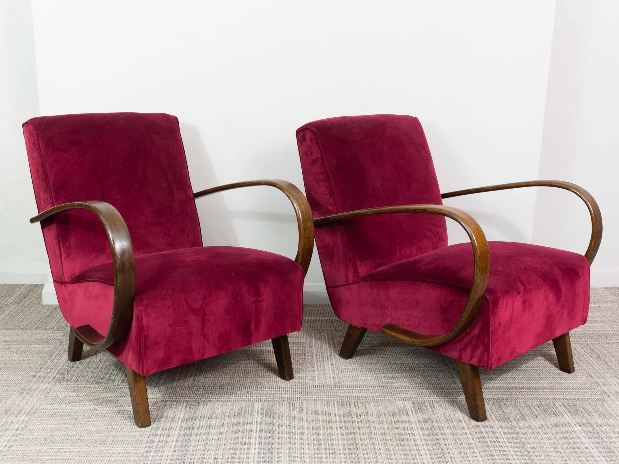 Pair of 1930s Czech Art Deco Armchairs by Jindrich Halabala In Good Condition In London, GB
