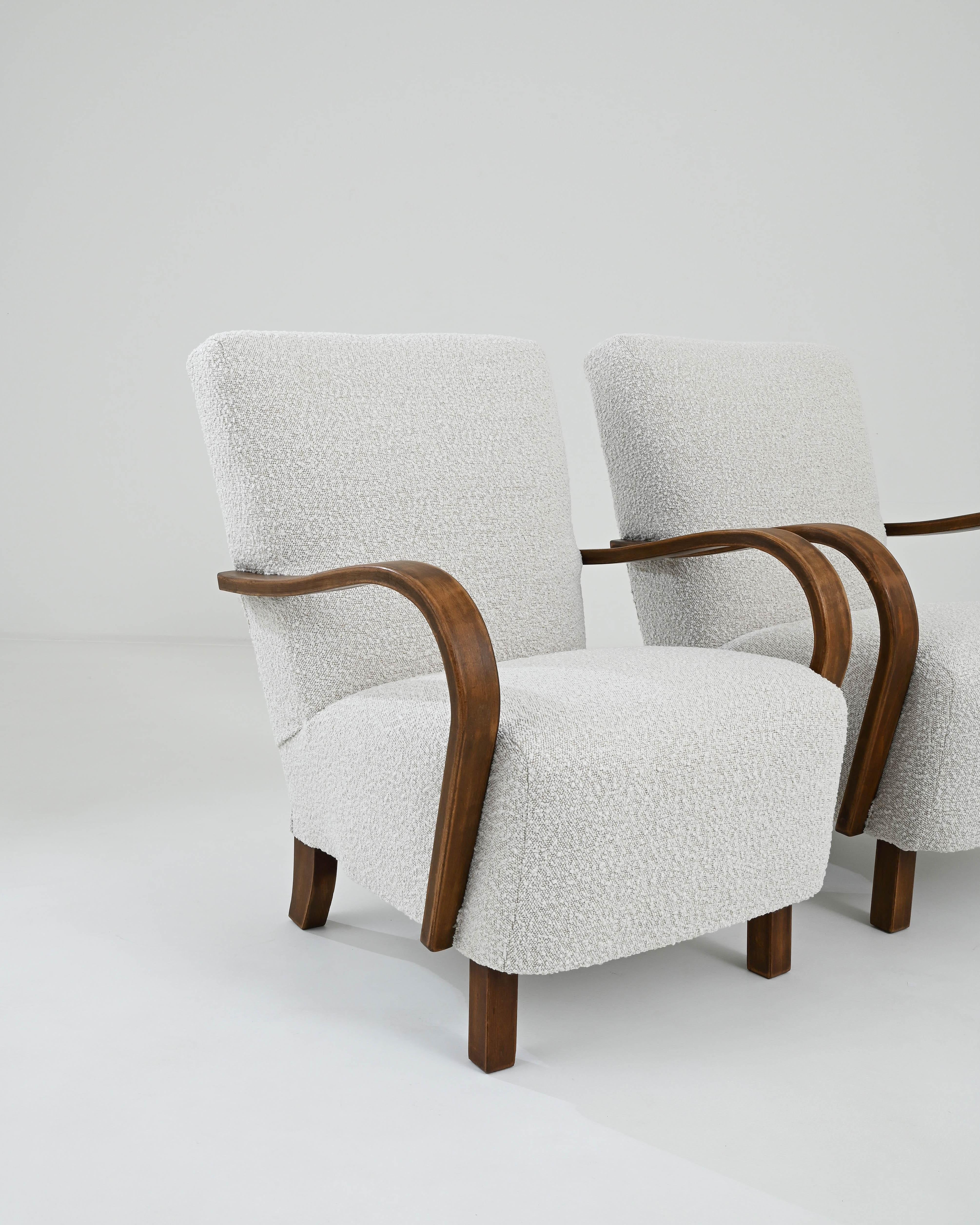 Pair of 1930s Czech Upholstered Armchairs by J. Halabala 4