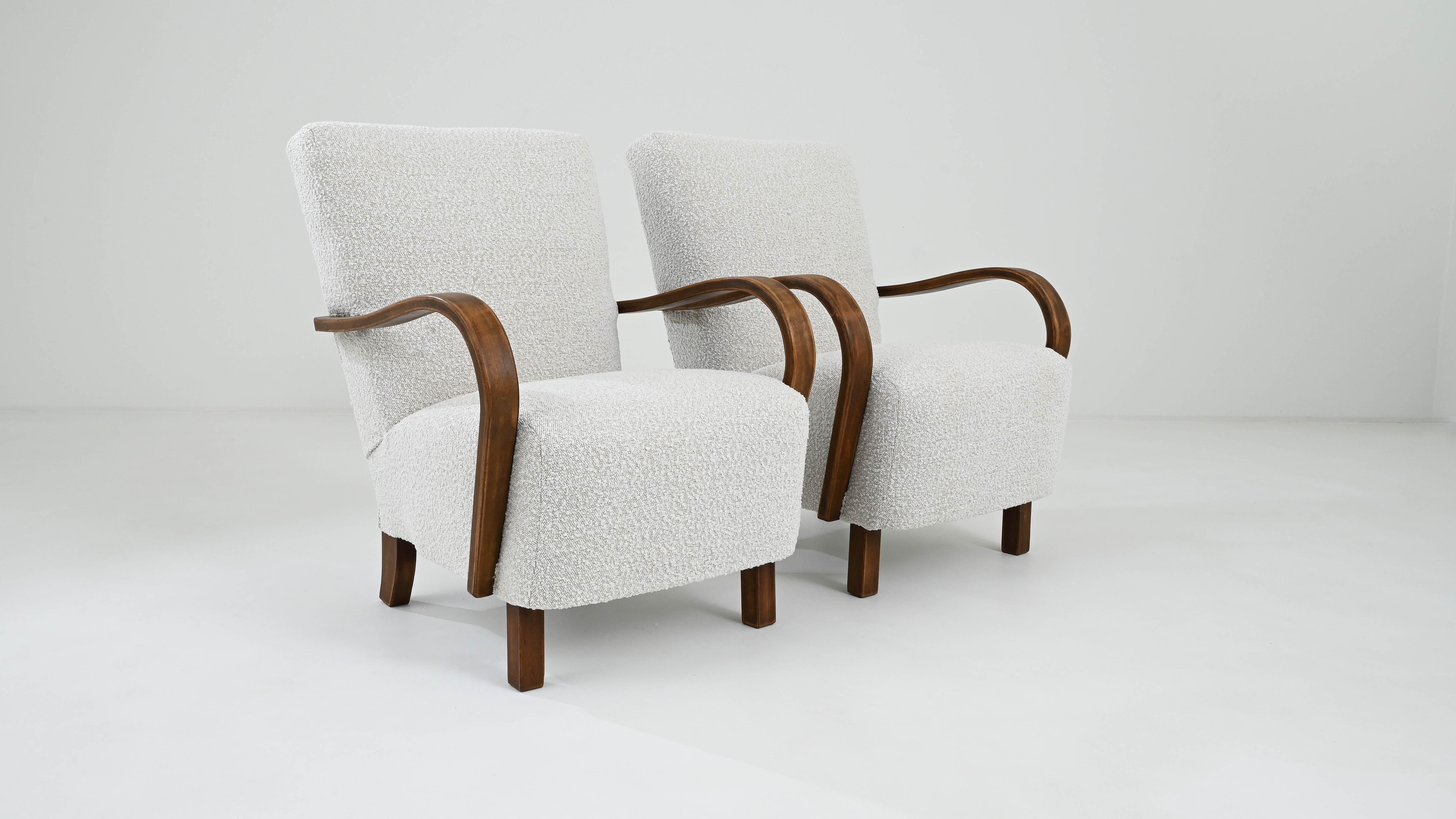 Pair of 1930s Czech Upholstered Armchairs by J. Halabala 5