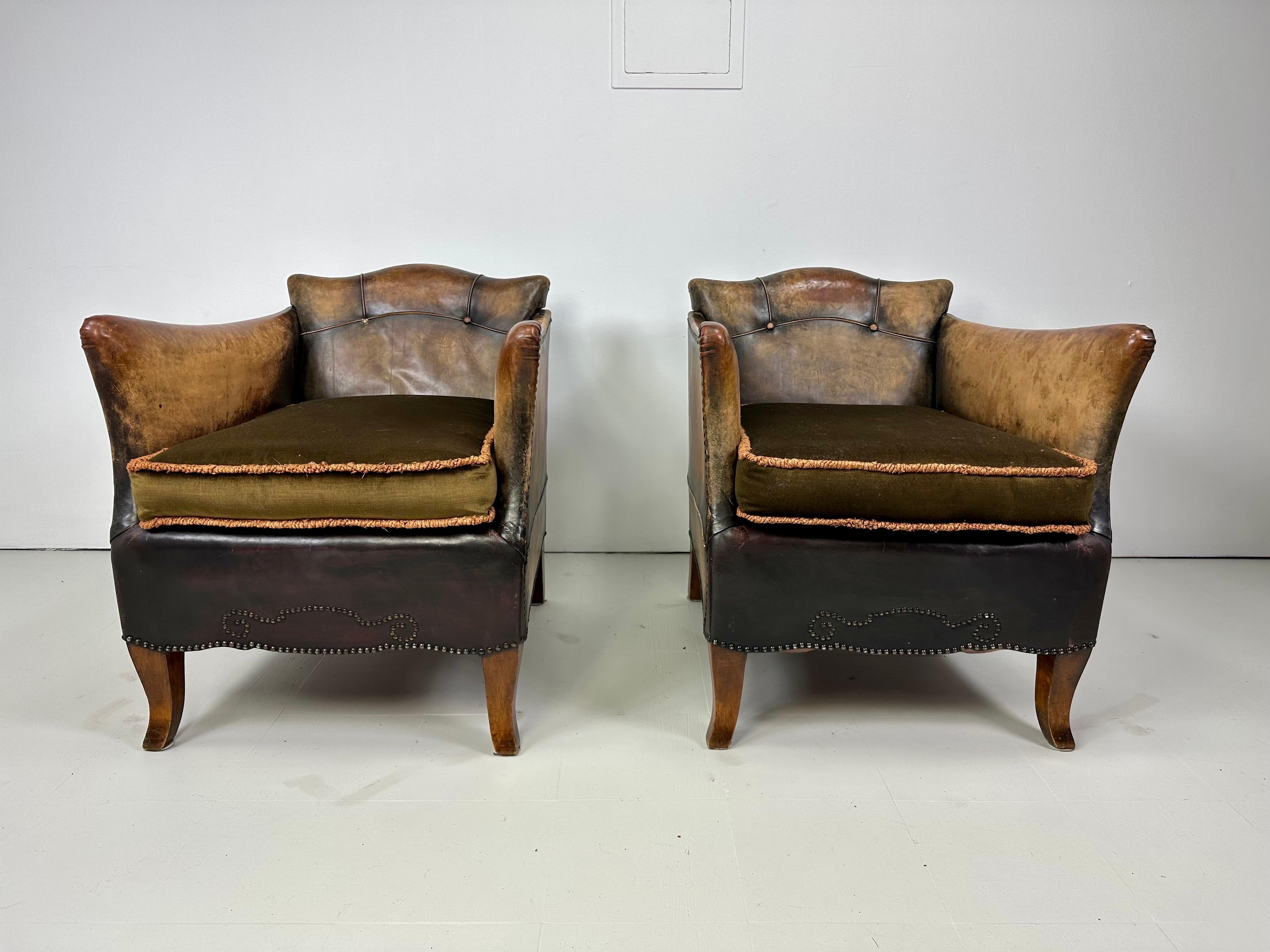 Art Deco Pair of 1930’s European Leather Lounge For Sale