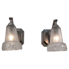 Pair of 1930
s French Art Deco Wall Sconces