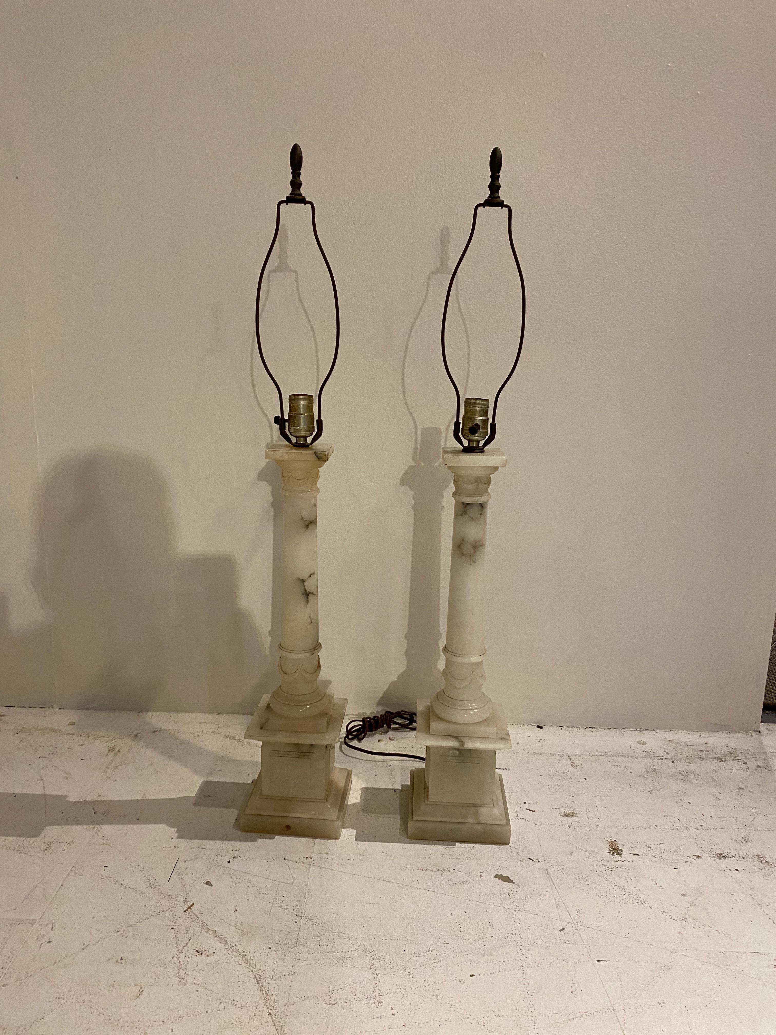 Pair of 1930's French carved alabaster table lamps In Good Condition In New York, NY