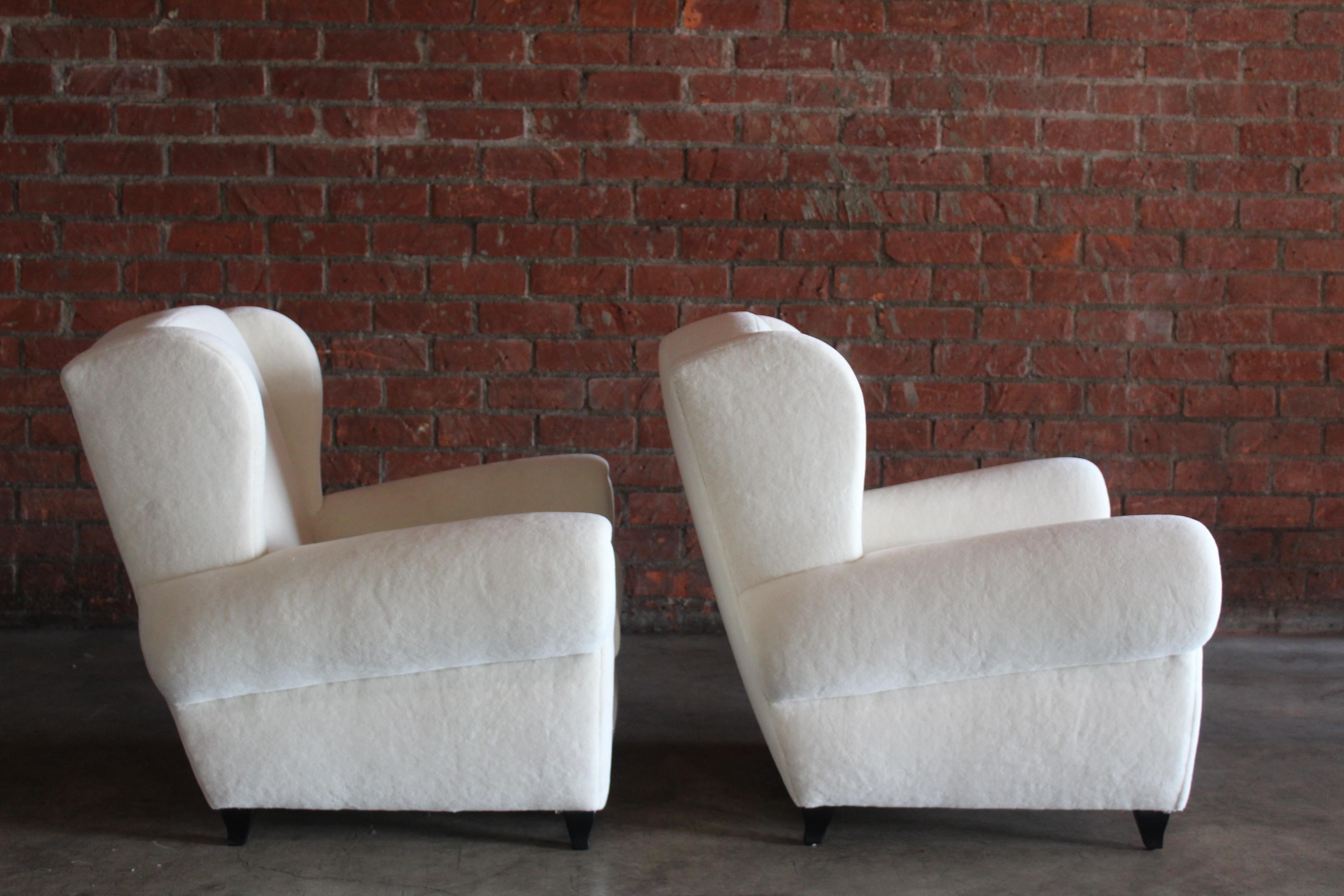 Pair of 1930s Maurice Rinck Style Art Deco French Club Chairs in Alpaca Wool For Sale 6