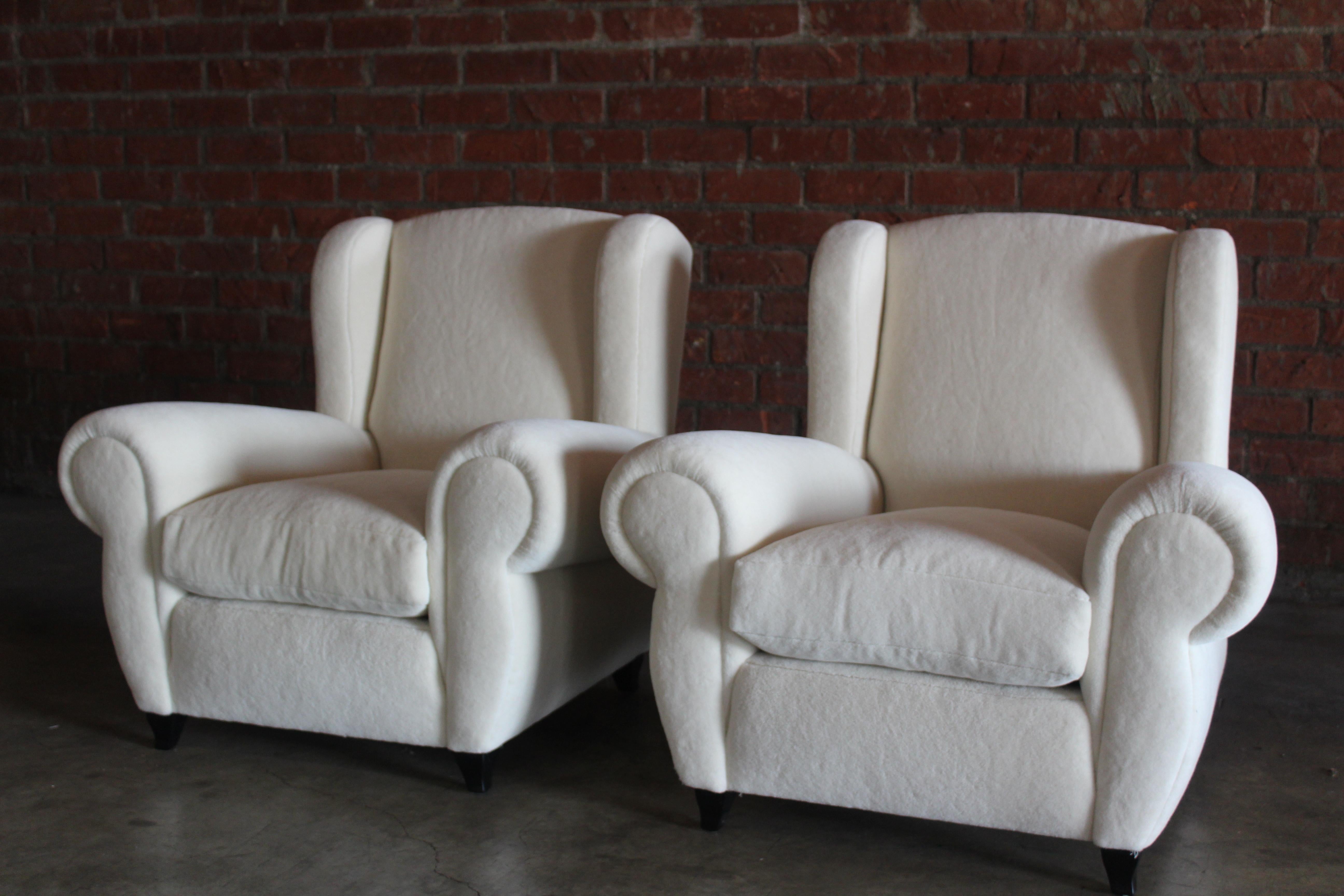 Pair of 1930s Maurice Rinck Style Art Deco French Club Chairs in Alpaca Wool In Excellent Condition For Sale In Los Angeles, CA
