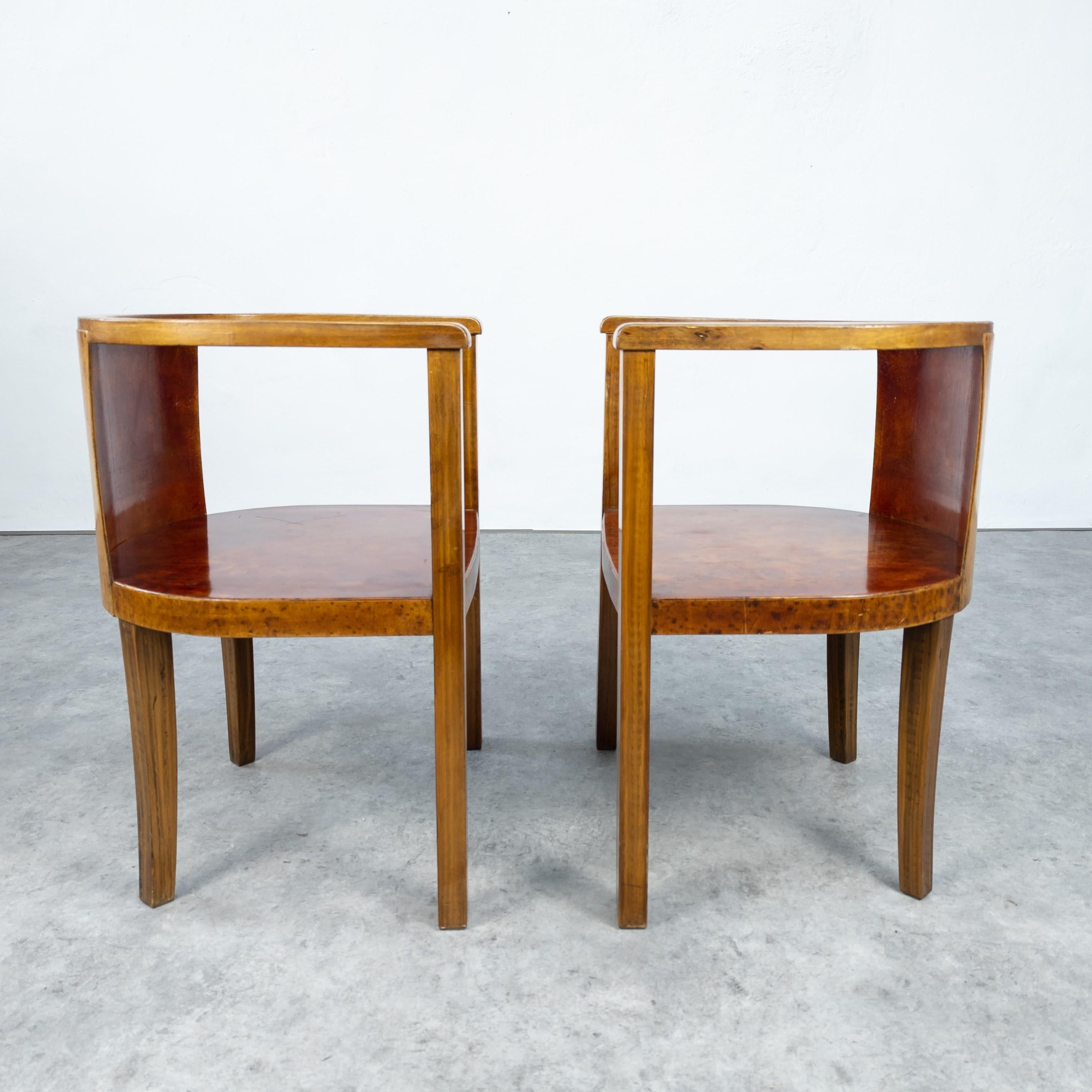 Pair of 1930's German Modernist Barrel Chairs In Good Condition For Sale In PRAHA 5, CZ