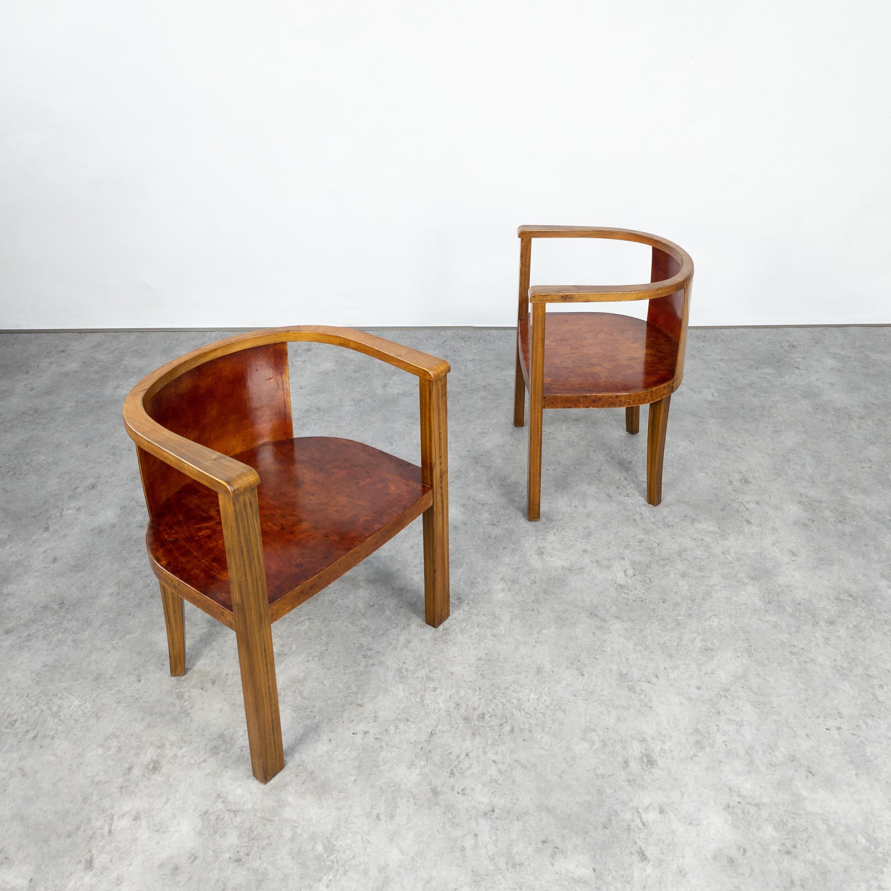 Pair of 1930's German Modernist Barrel Chairs For Sale 1